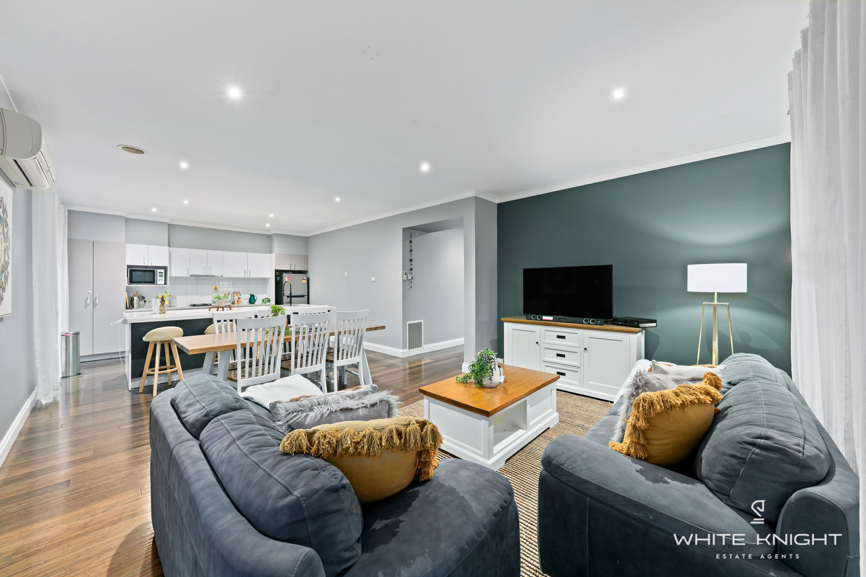 3 Buckley Way, Caroline Springs VIC 3023, Caroline Springs - Thumbnail 8