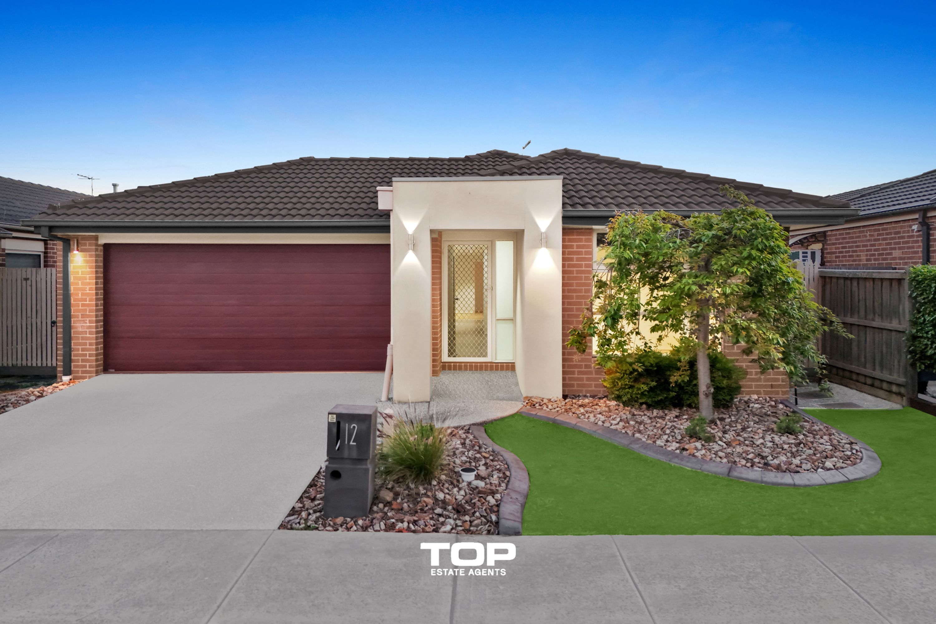 12 Naas Road, Clyde North - Image 1
