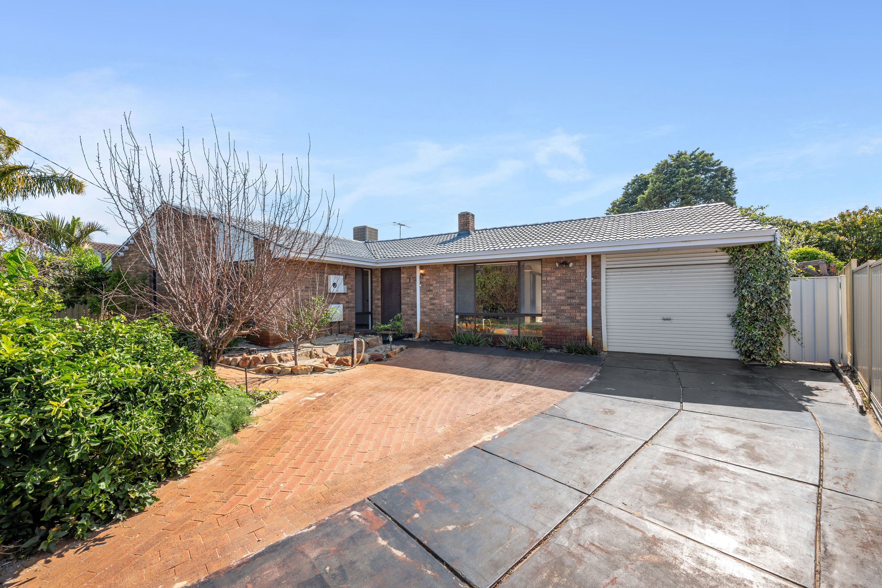 32 Astinal Drive