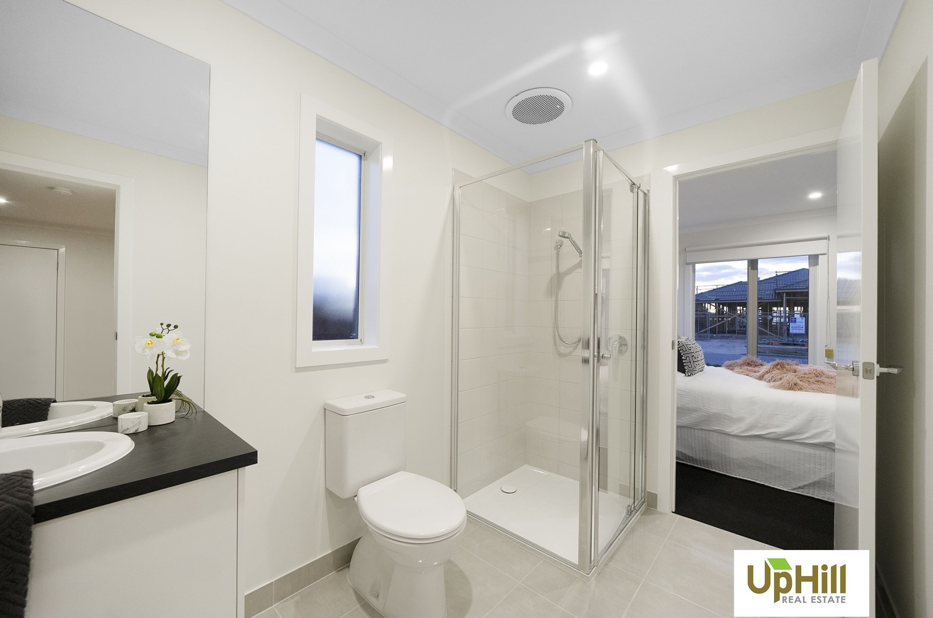 13 SPEARGRASS CLOSE, Clyde North - Thumbnail 4
