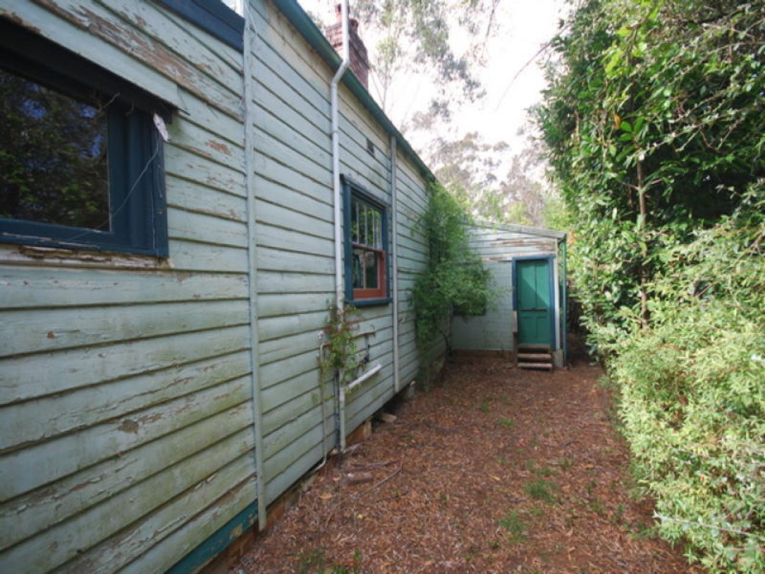 37 Fitzgerald Street, Katoomba - Thumbnail 2