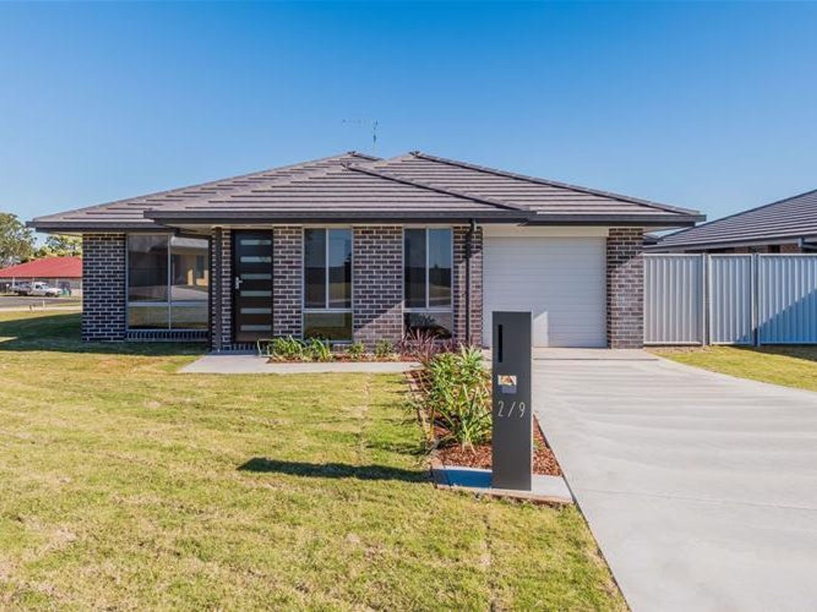 2/2/9 Attwater Close, Junction Hill - Image 1