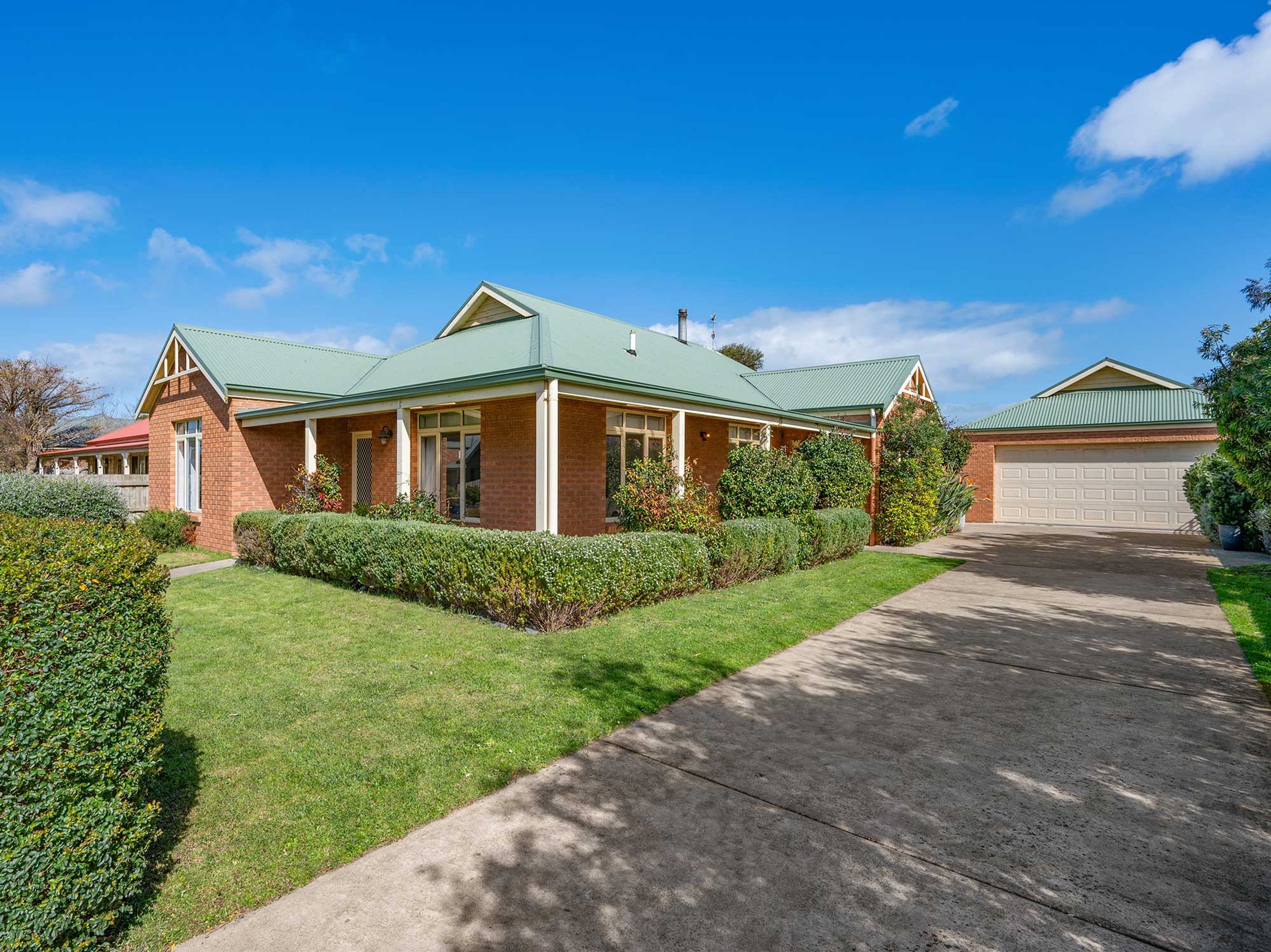 9 Gratton Street, Port Fairy - Image 1
