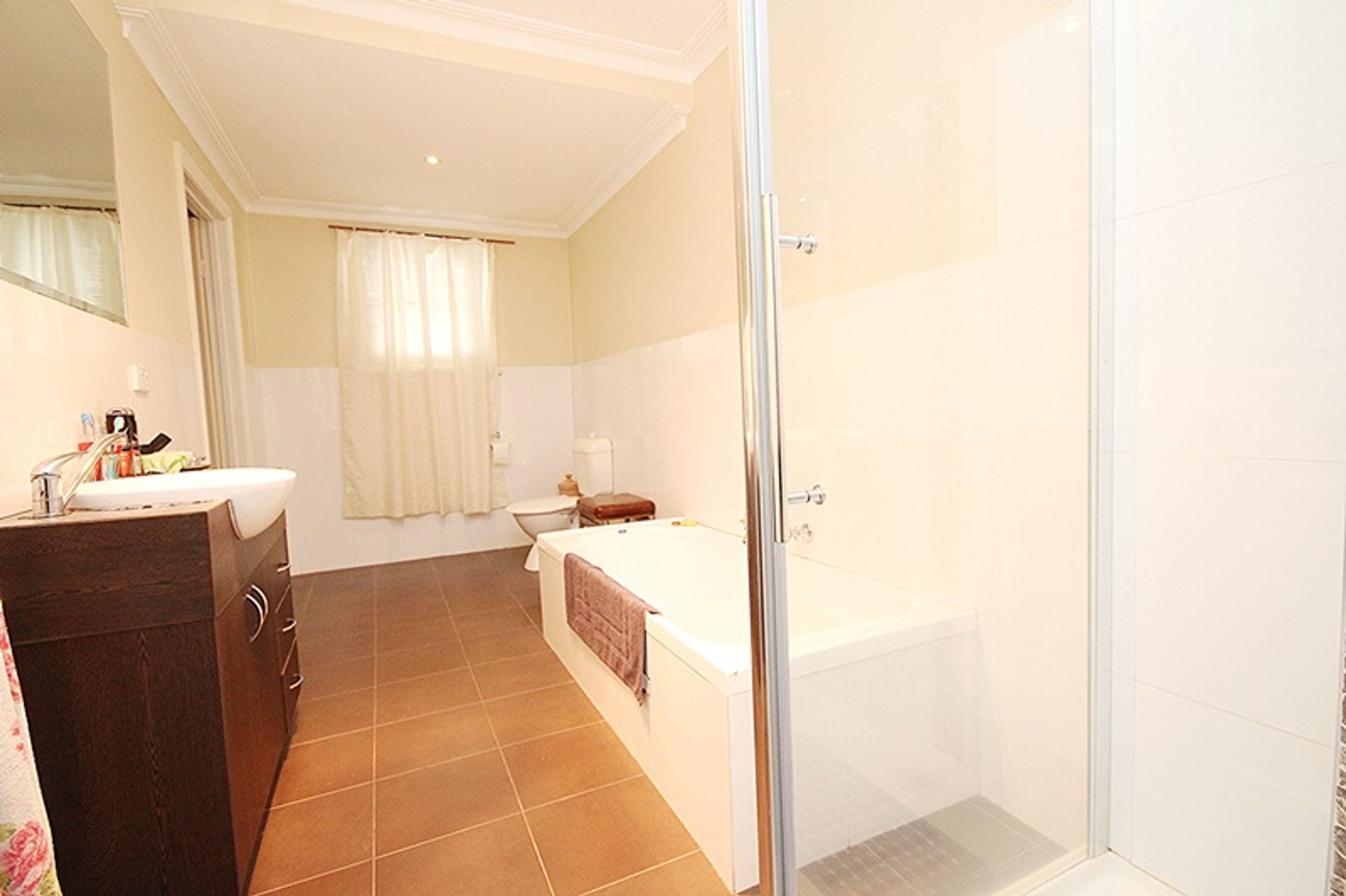 10 Davis Avenue, Nhill VIC 3418, Nhill - Thumbnail 4