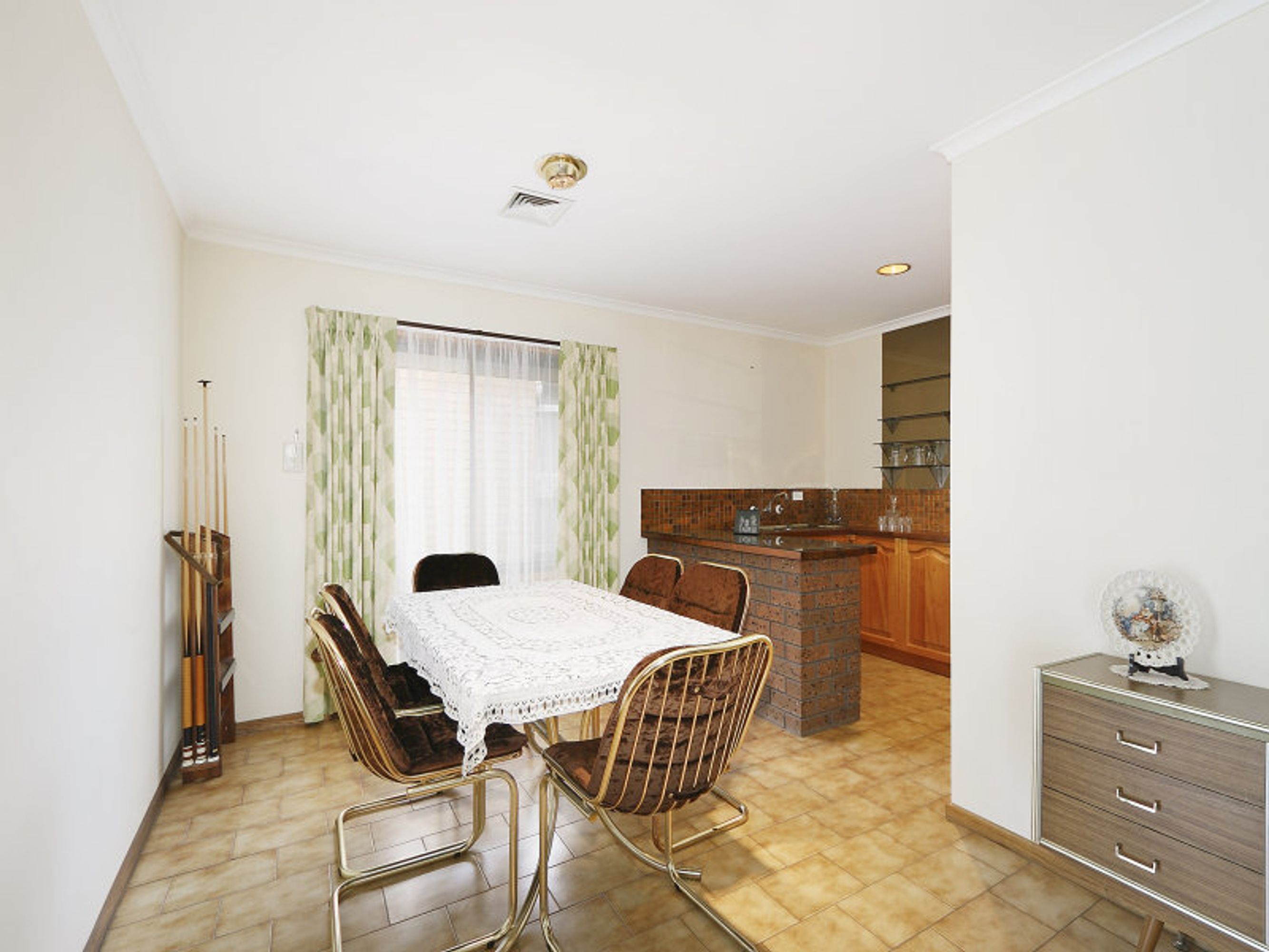 68 Sharon Road, Springvale South - Thumbnail 4