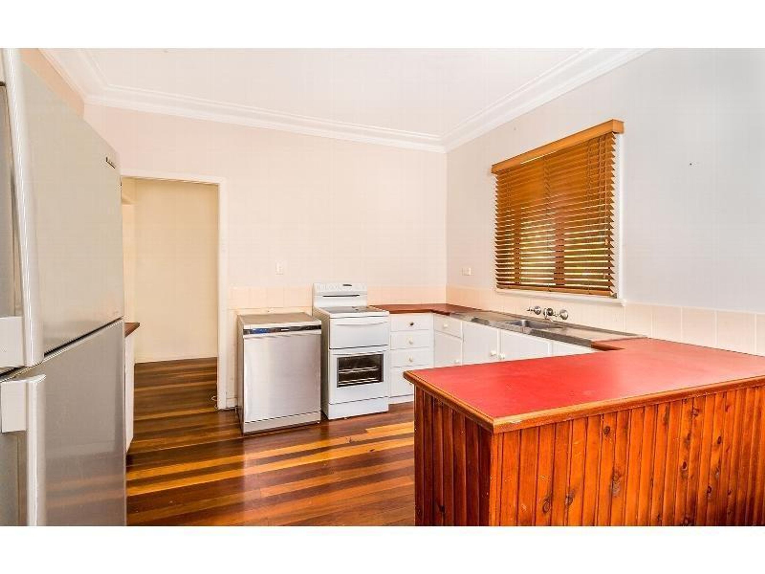 290 Hoof Street, Grafton - Thumbnail 4