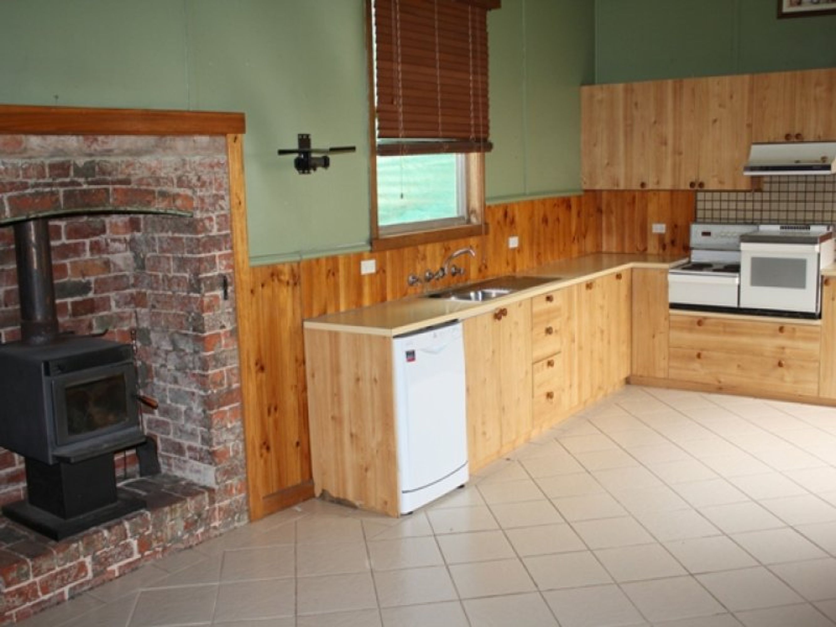 28 Francis Street, Horsham VIC 3400, Horsham - Thumbnail 7