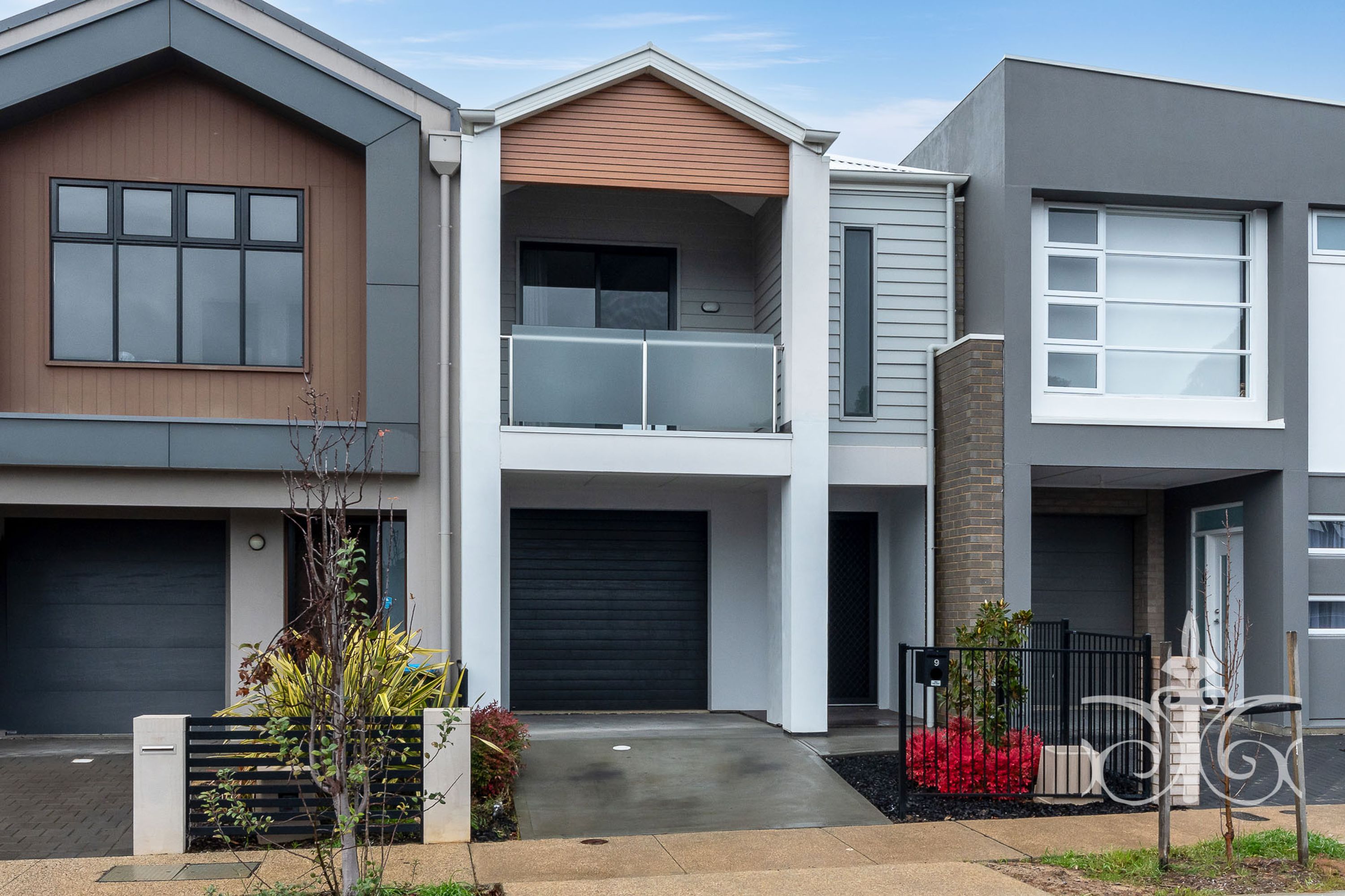 9 Russell Road, Mount Barker - Image 1