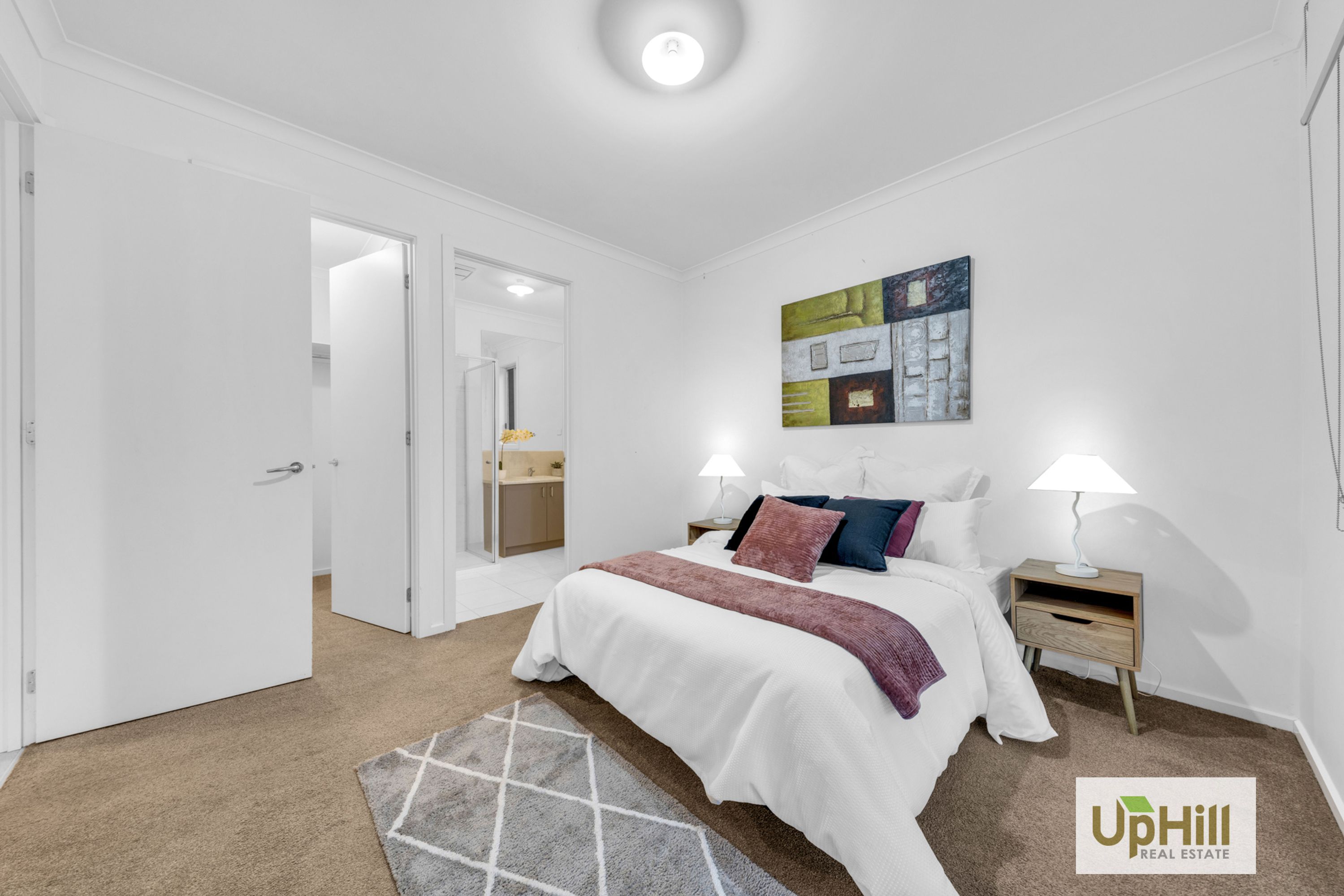 10 Galaxias Court, Clyde North - Thumbnail 2