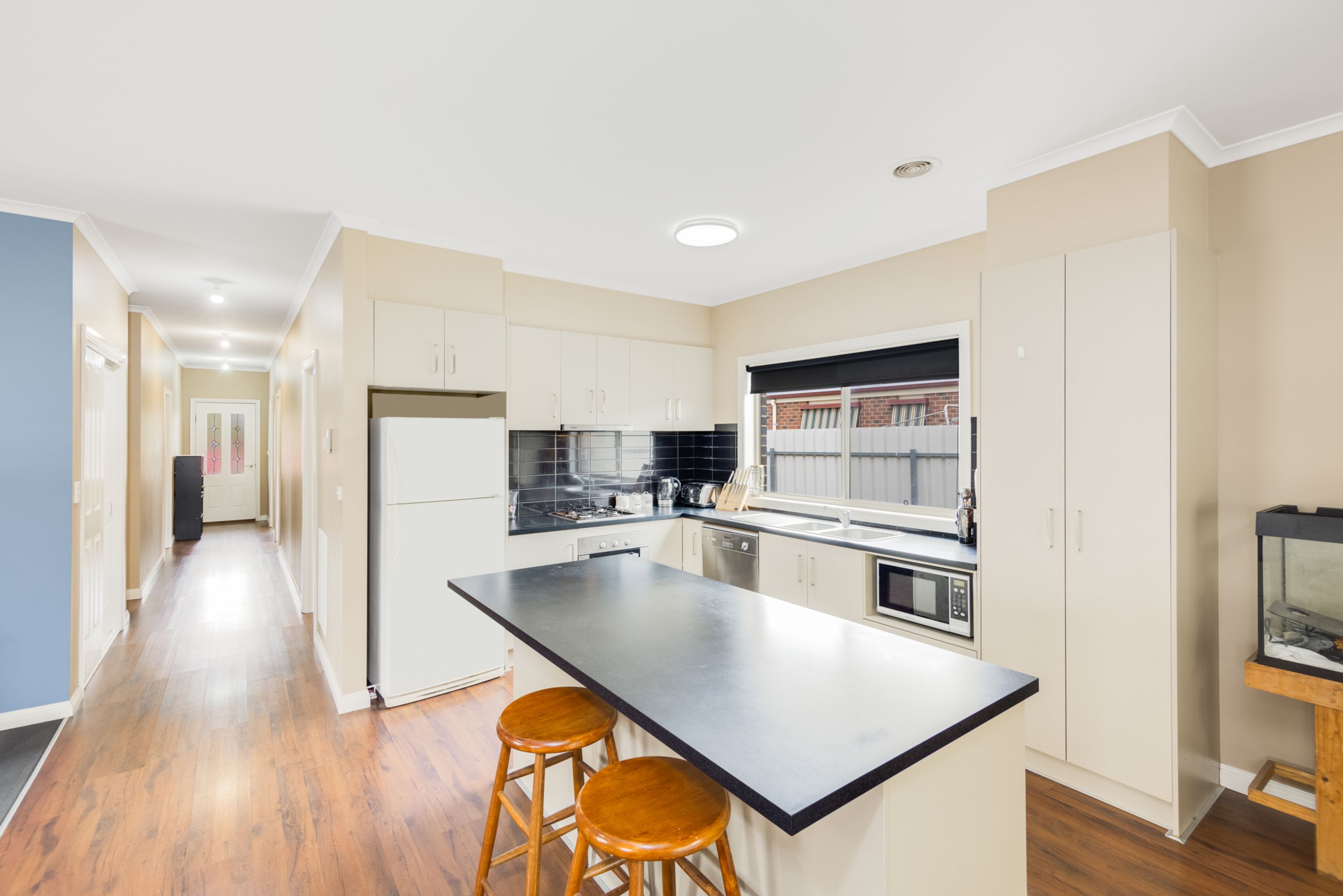 6 Tobruk Street, Horsham VIC 3400, Horsham - Thumbnail 2
