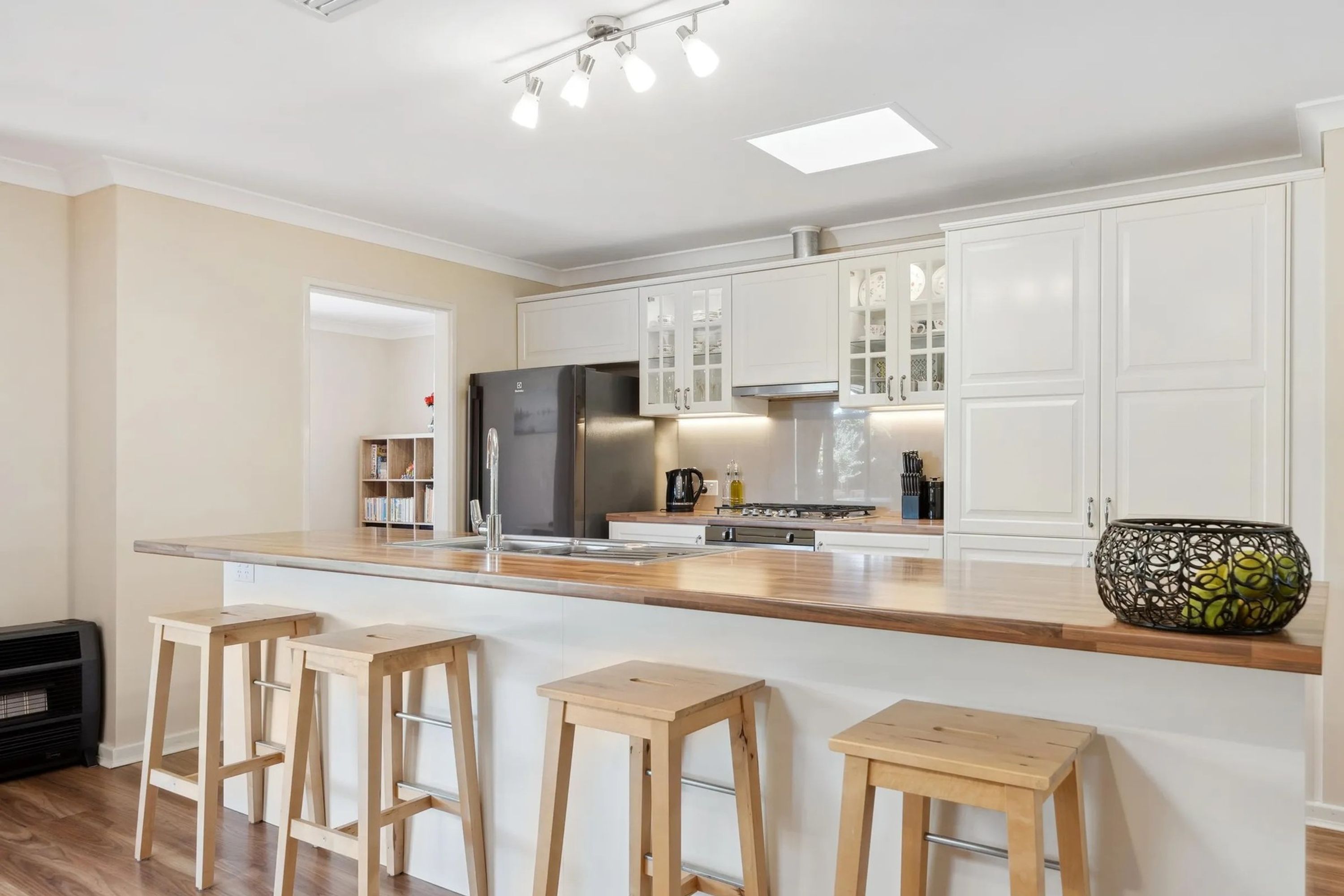 31 Regal Drive, Thornlie, Thornlie - Thumbnail 6