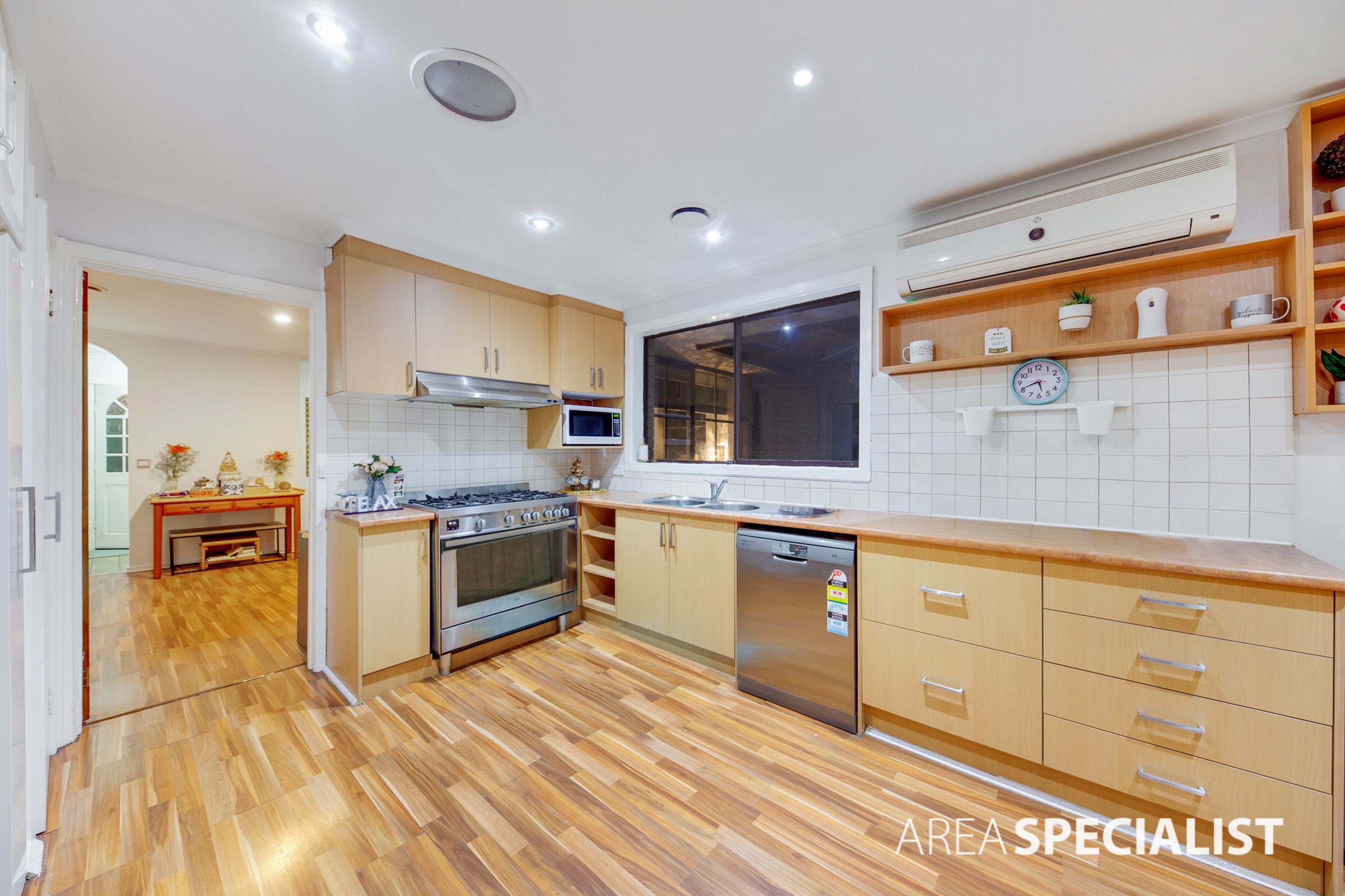 20 Phyllis Parade, Deer Park VIC 3023, Deer Park - Thumbnail 5
