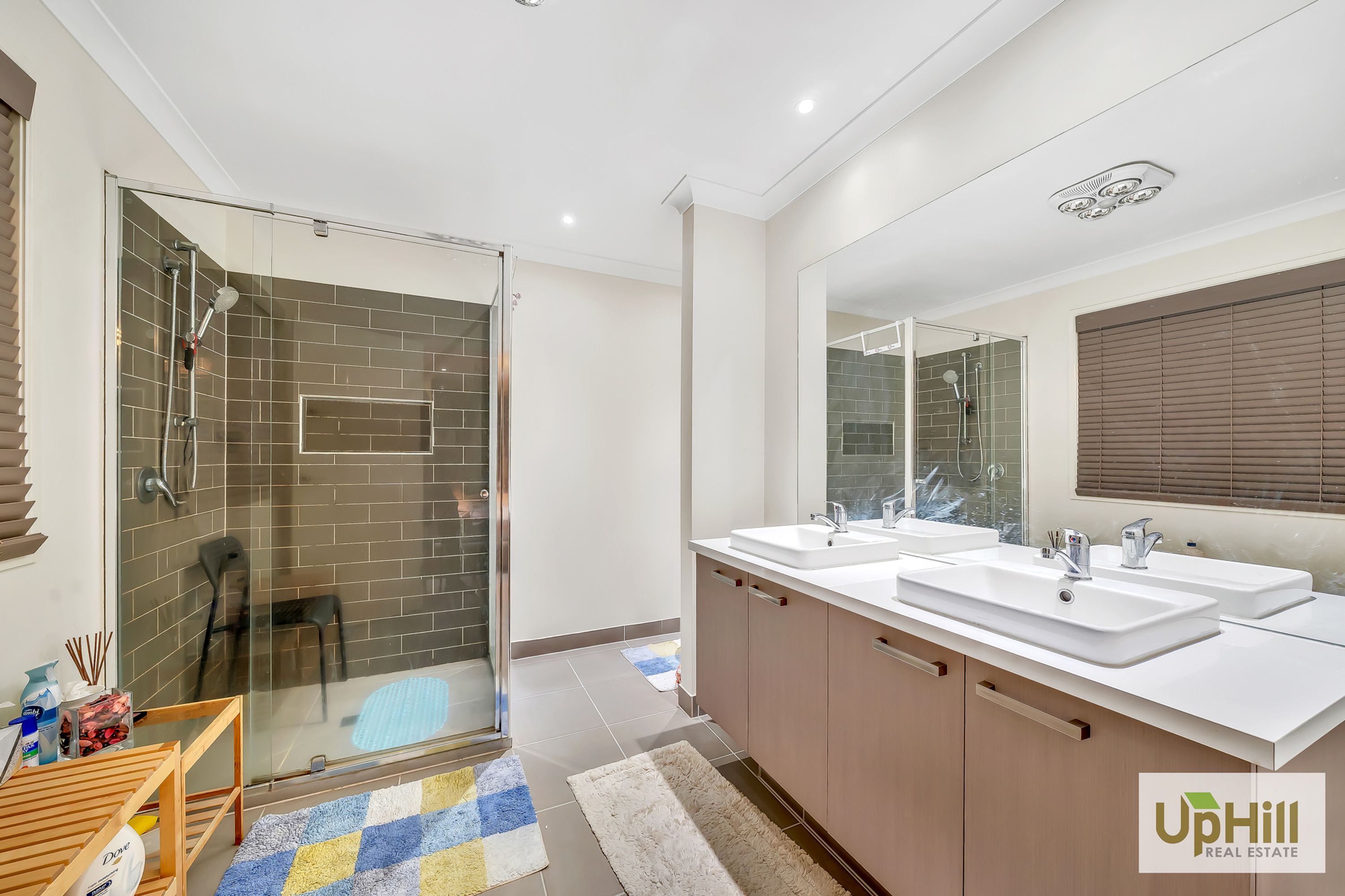 18 RIVERSTONE BLVD, Clyde North - Thumbnail 3