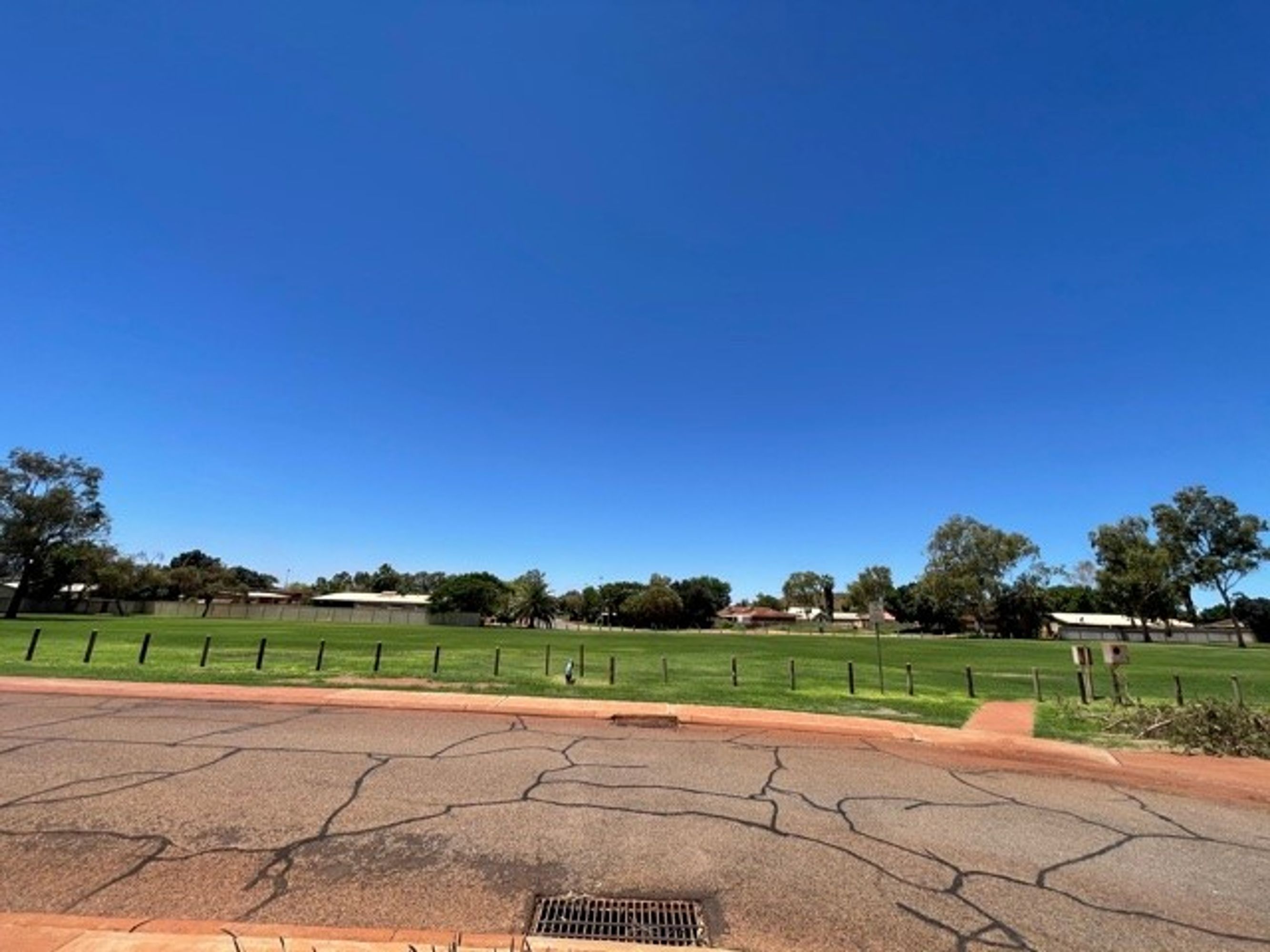 18 Boorthanna Crescent, Newman, Newman - Thumbnail 4