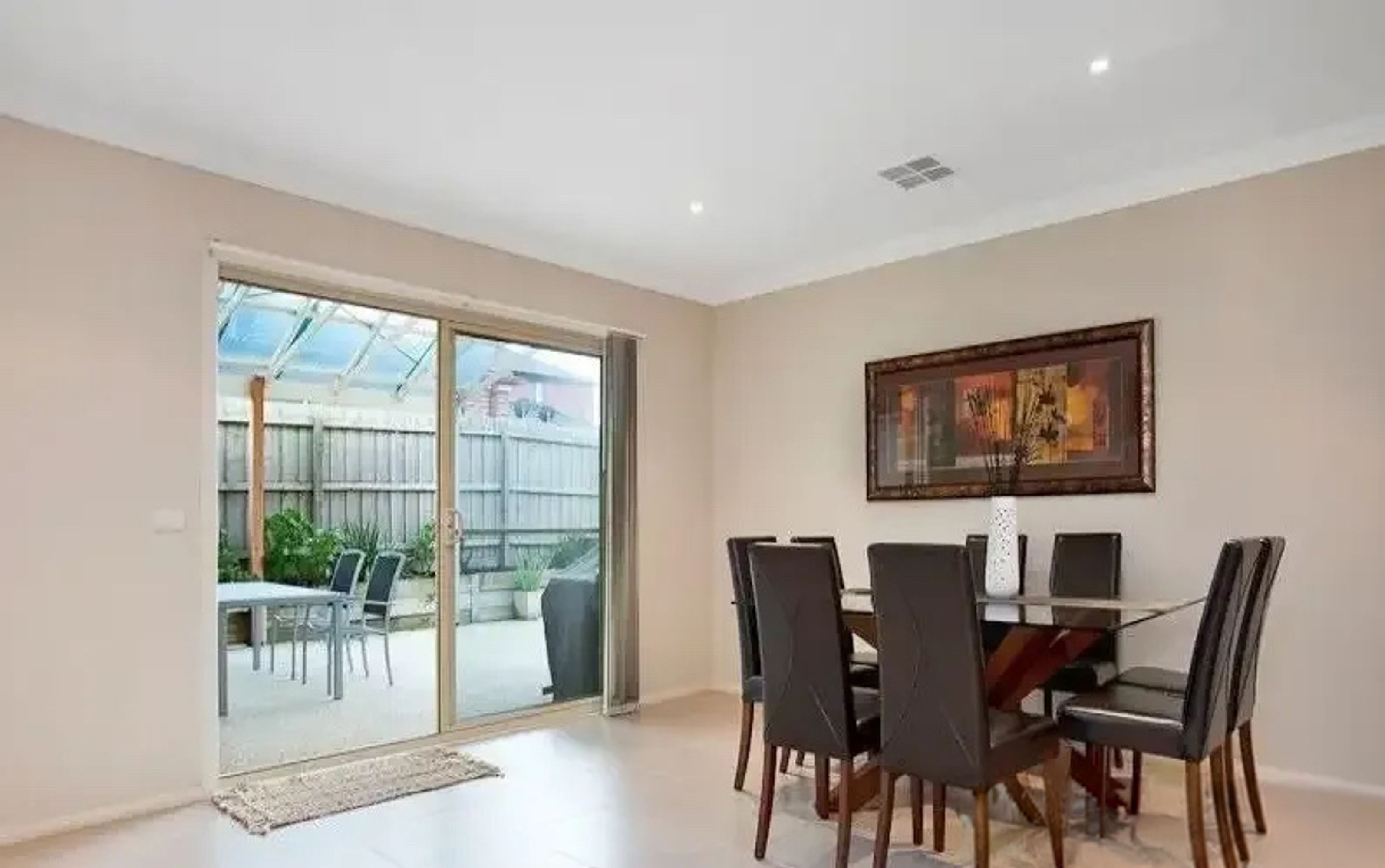 2 Cusack Way, Lynbrook - Thumbnail 3