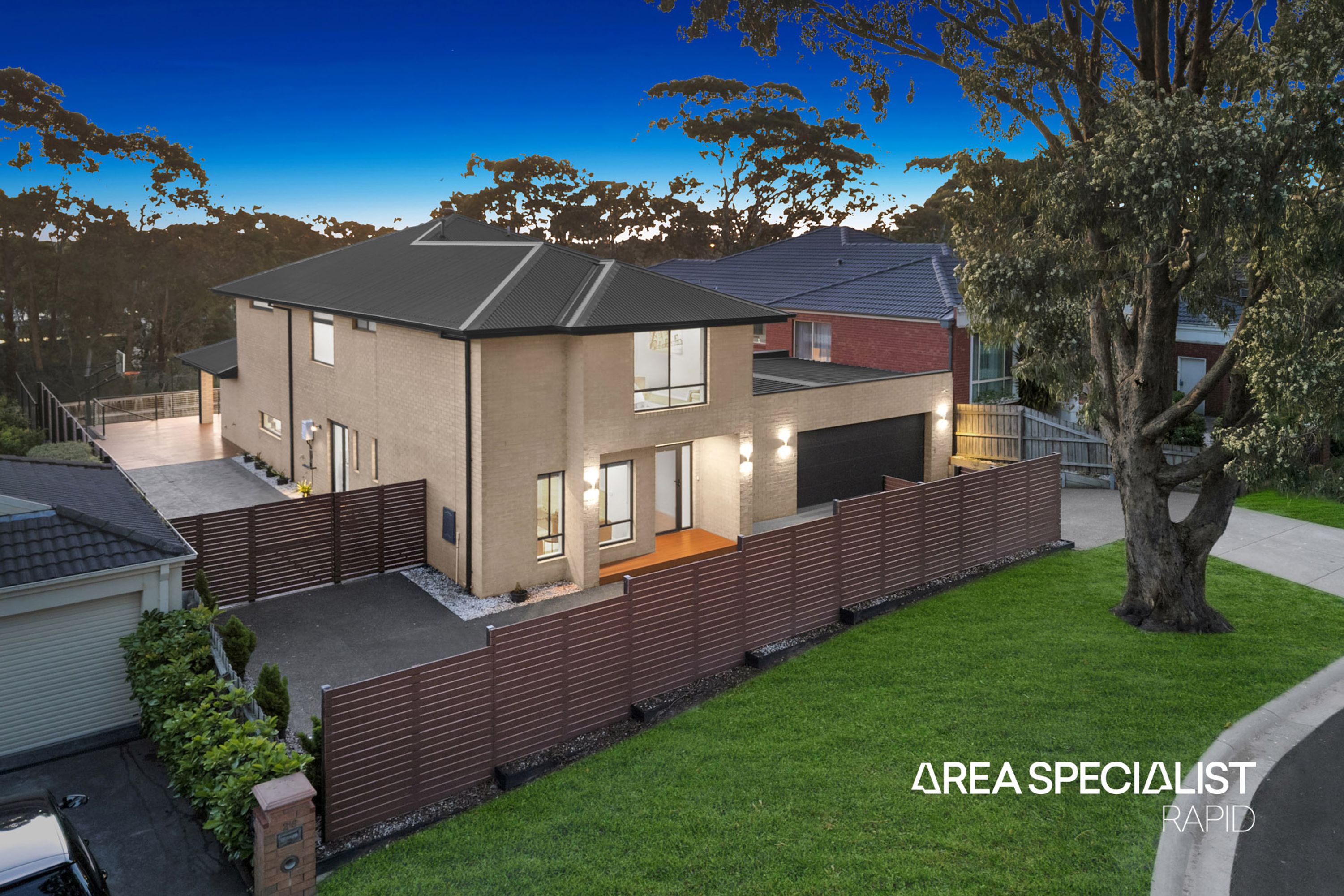 24 Blue Range Crescent, Lynbrook - Image 1