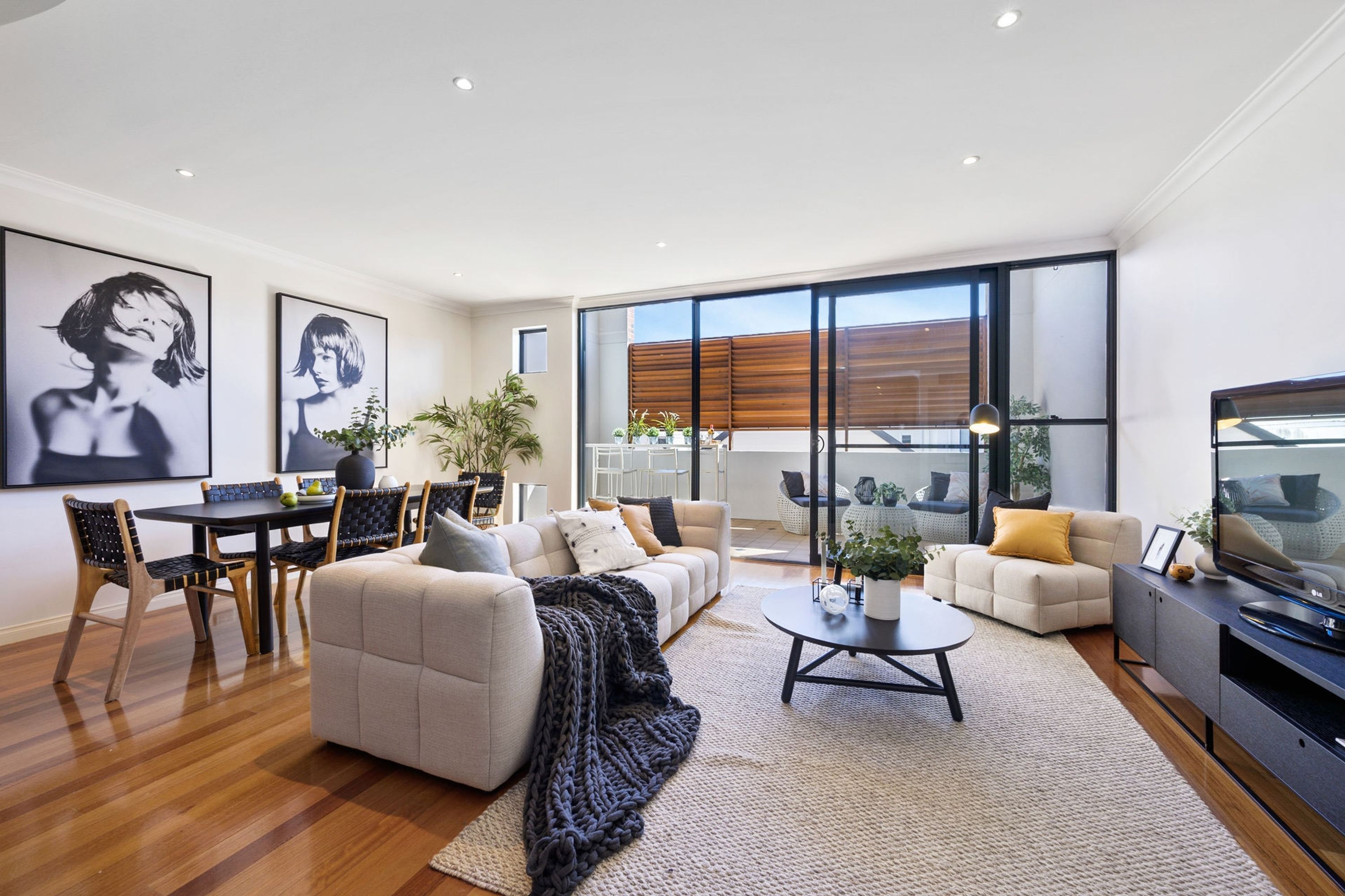 2/2/7 Centro Avenue, Subiaco - Thumbnail 3