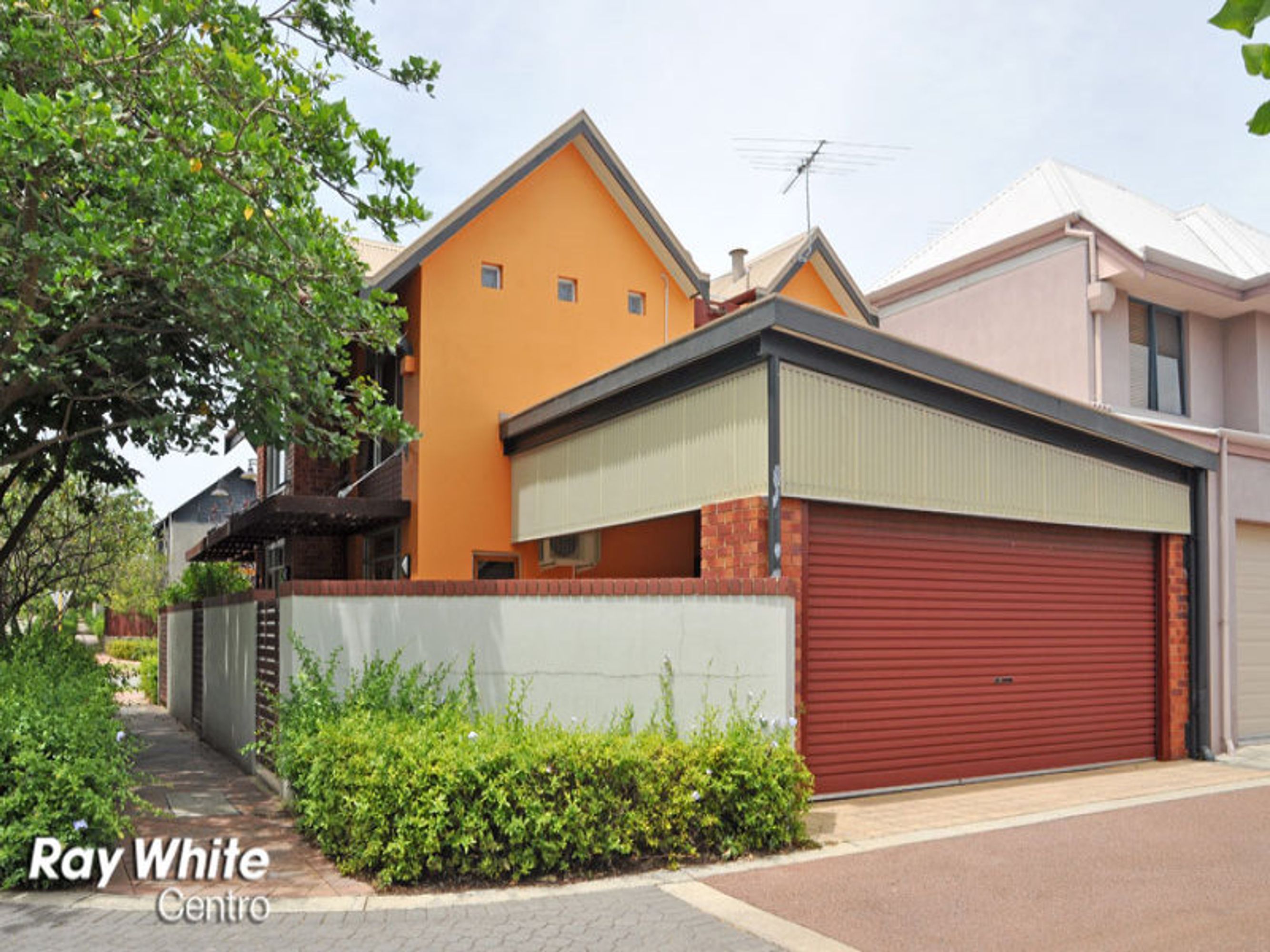 7 Old Jacaranda Way, Subiaco, WA 6008, Subiaco - Thumbnail 2