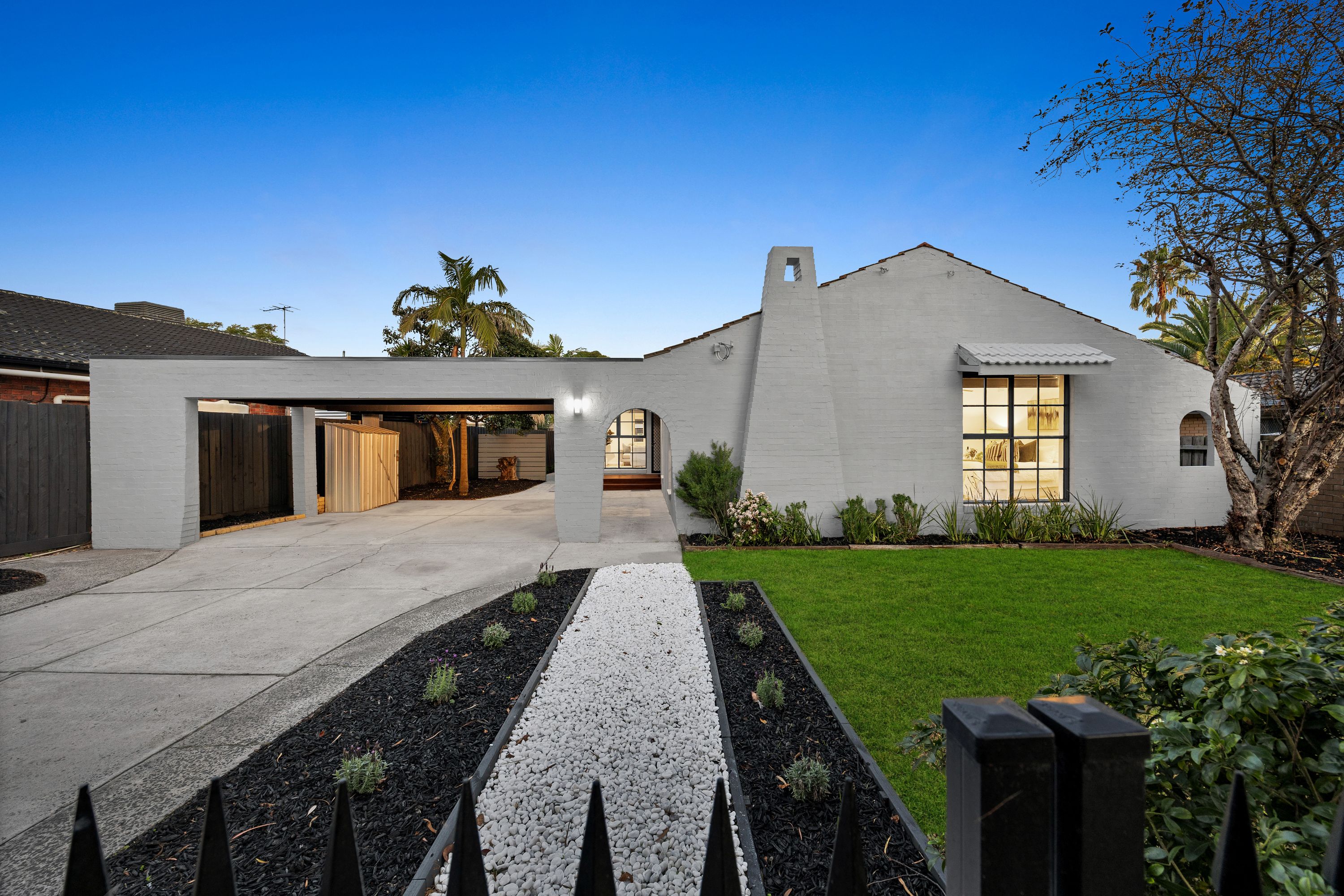 11 Seaton Drive, Dingley Village, Dingley Village - Image 1