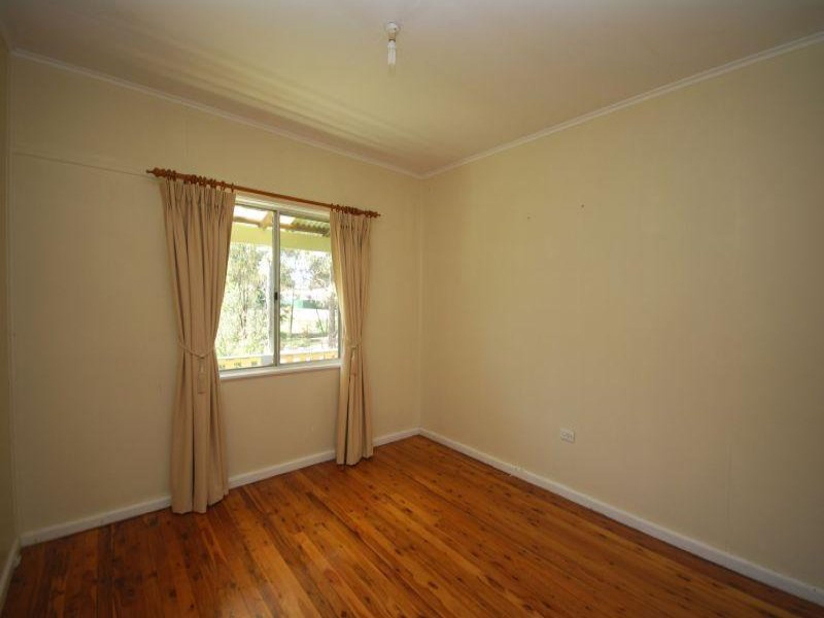 5 Mitchell St, Wentworth Falls - Thumbnail 5