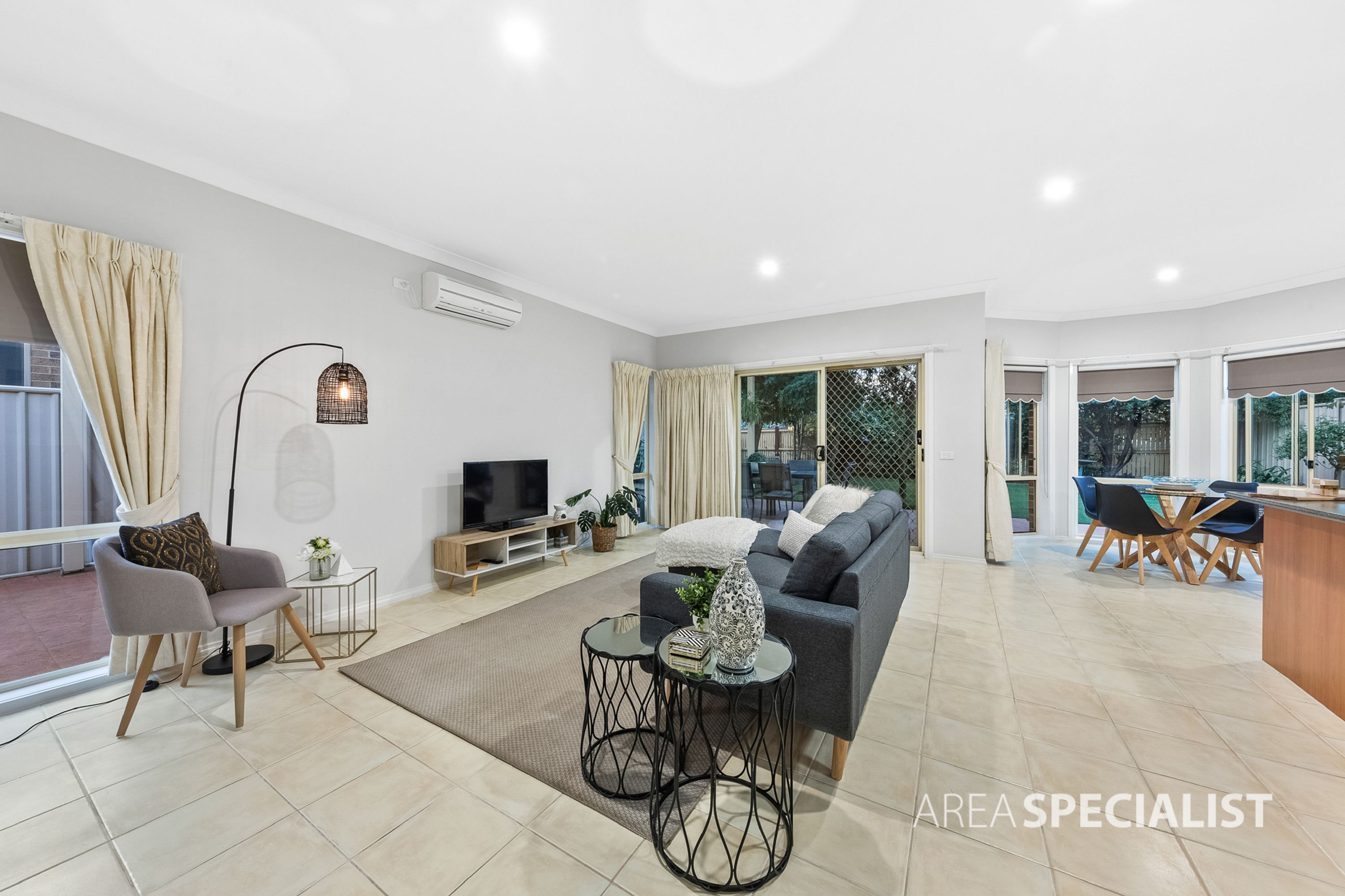 34 Ranmore Grove, Caroline Springs VIC 3023, Caroline Springs - Thumbnail 5