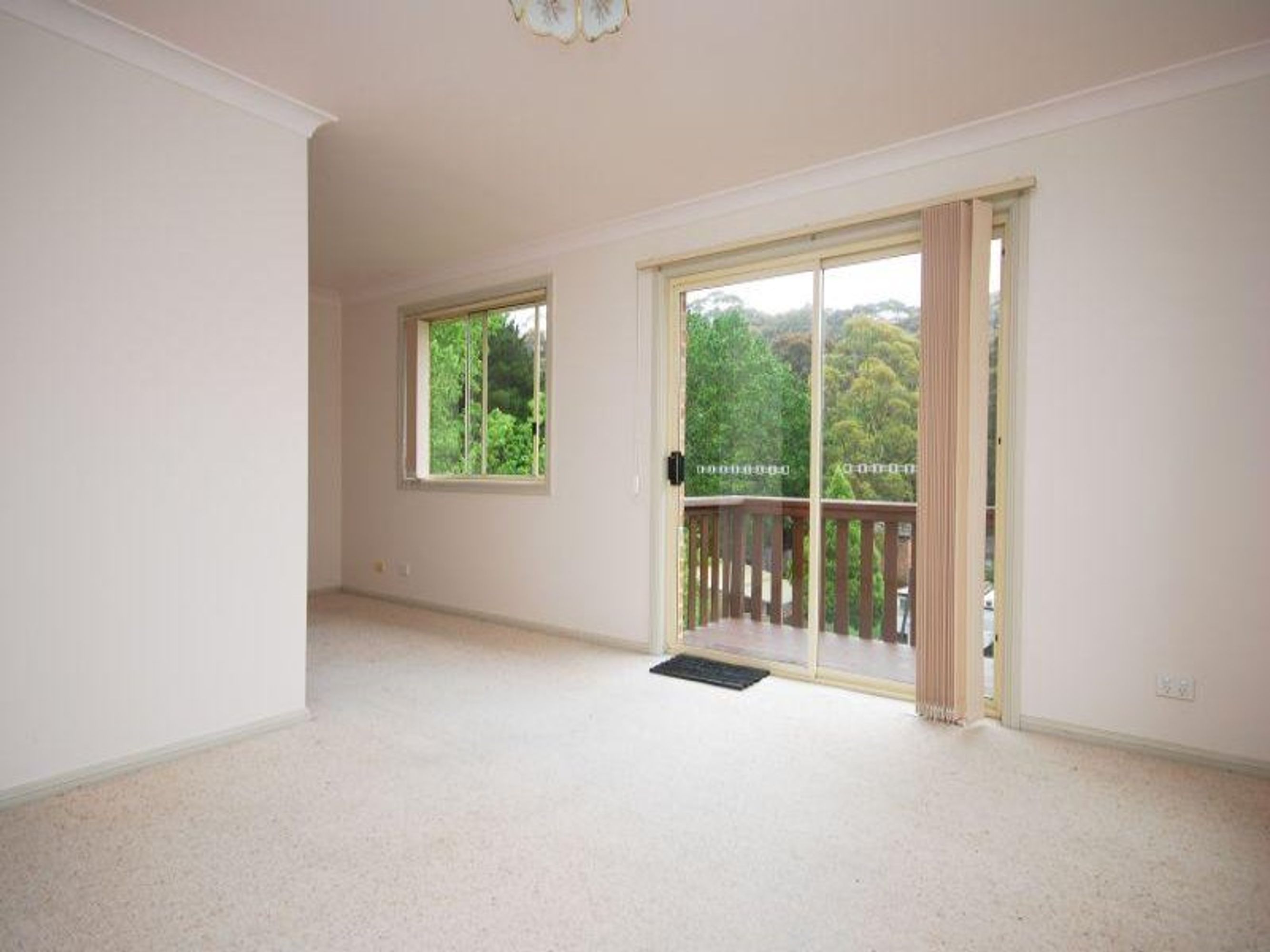 24 Trow Ave, Katoomba - Thumbnail 6