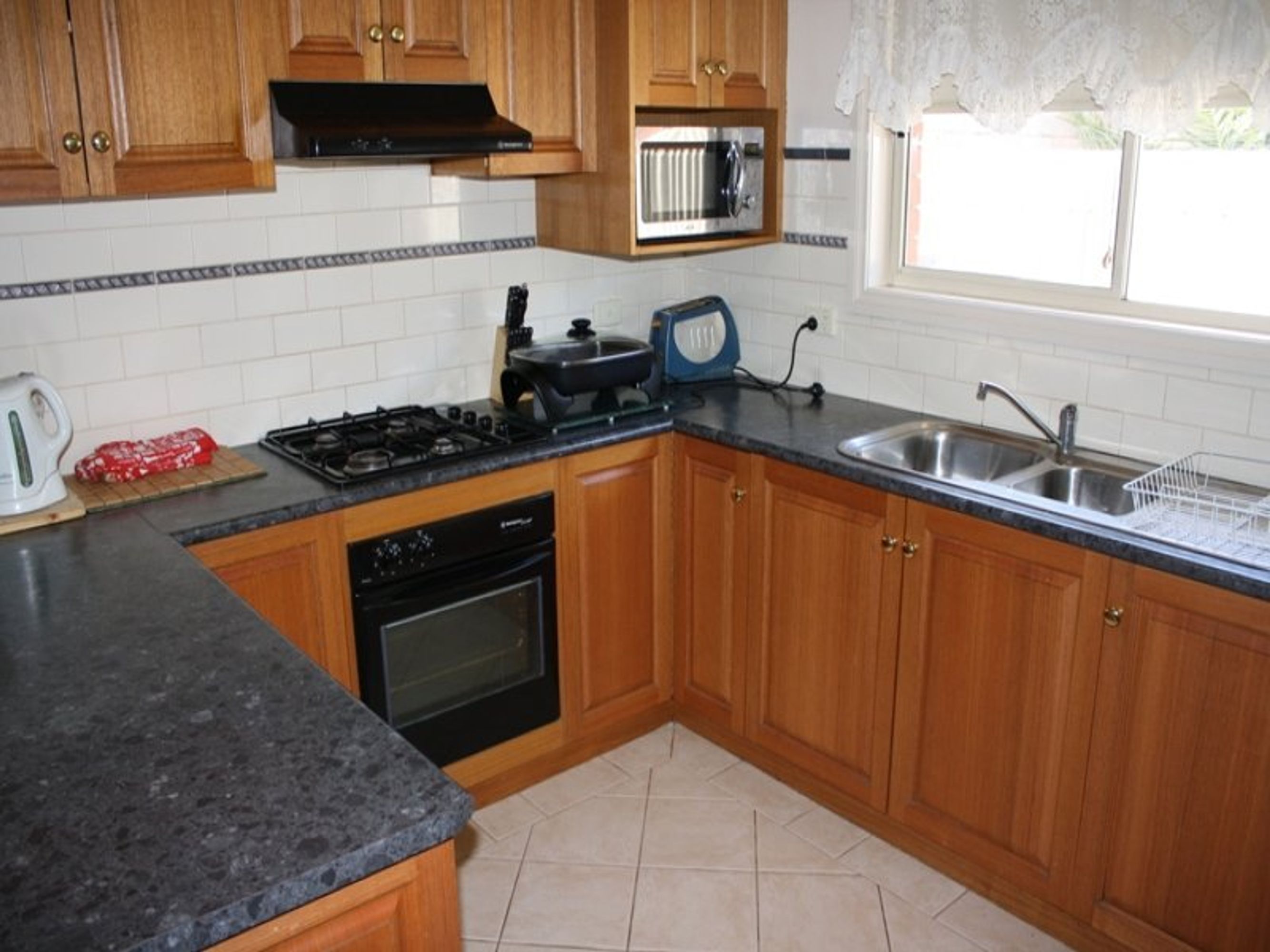 1/111 Baillie Street, Horsham VIC 3400, Horsham - Thumbnail 2