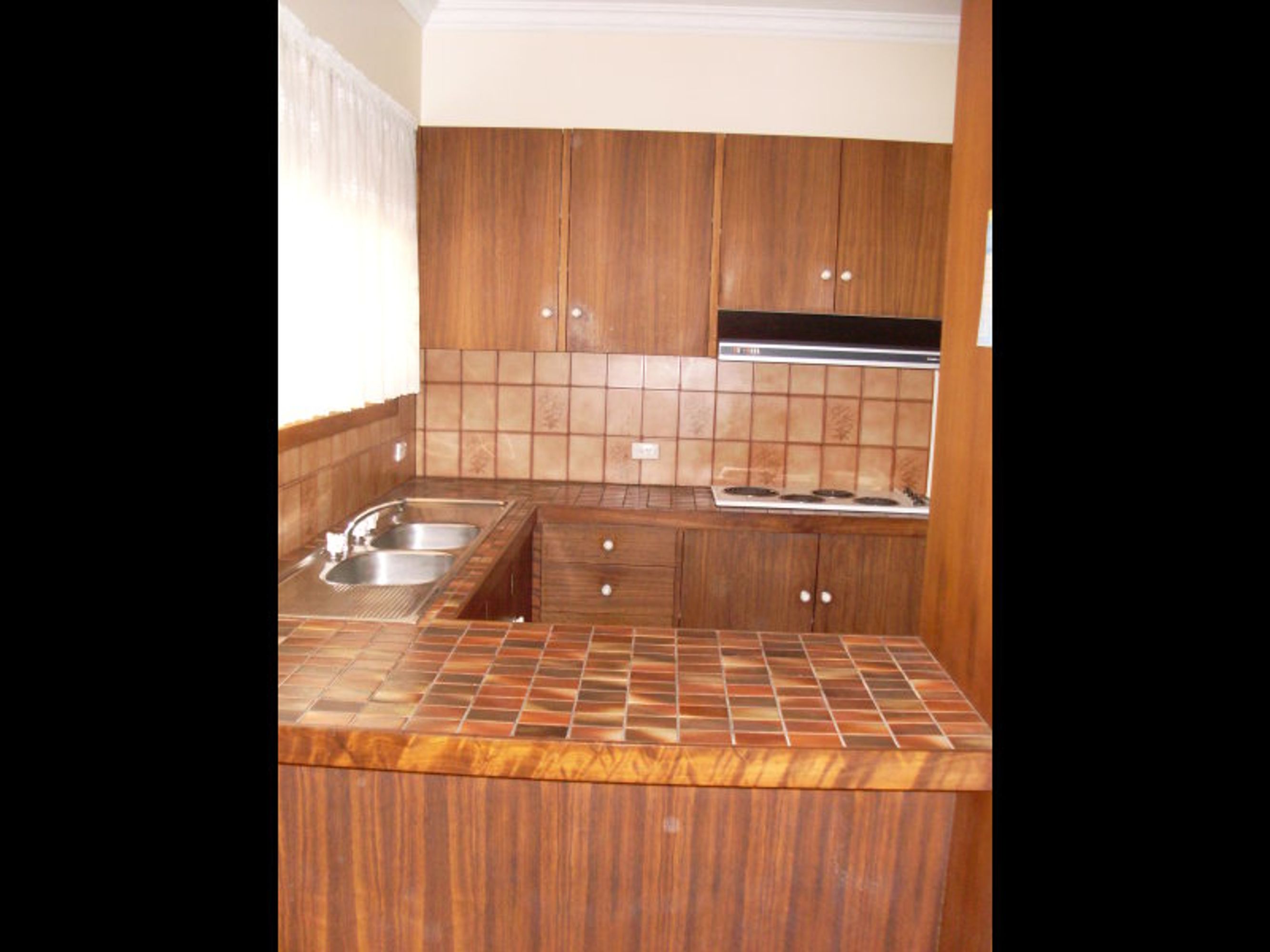 10 Murray Street, Horsham VIC 3400, Horsham - Thumbnail 2