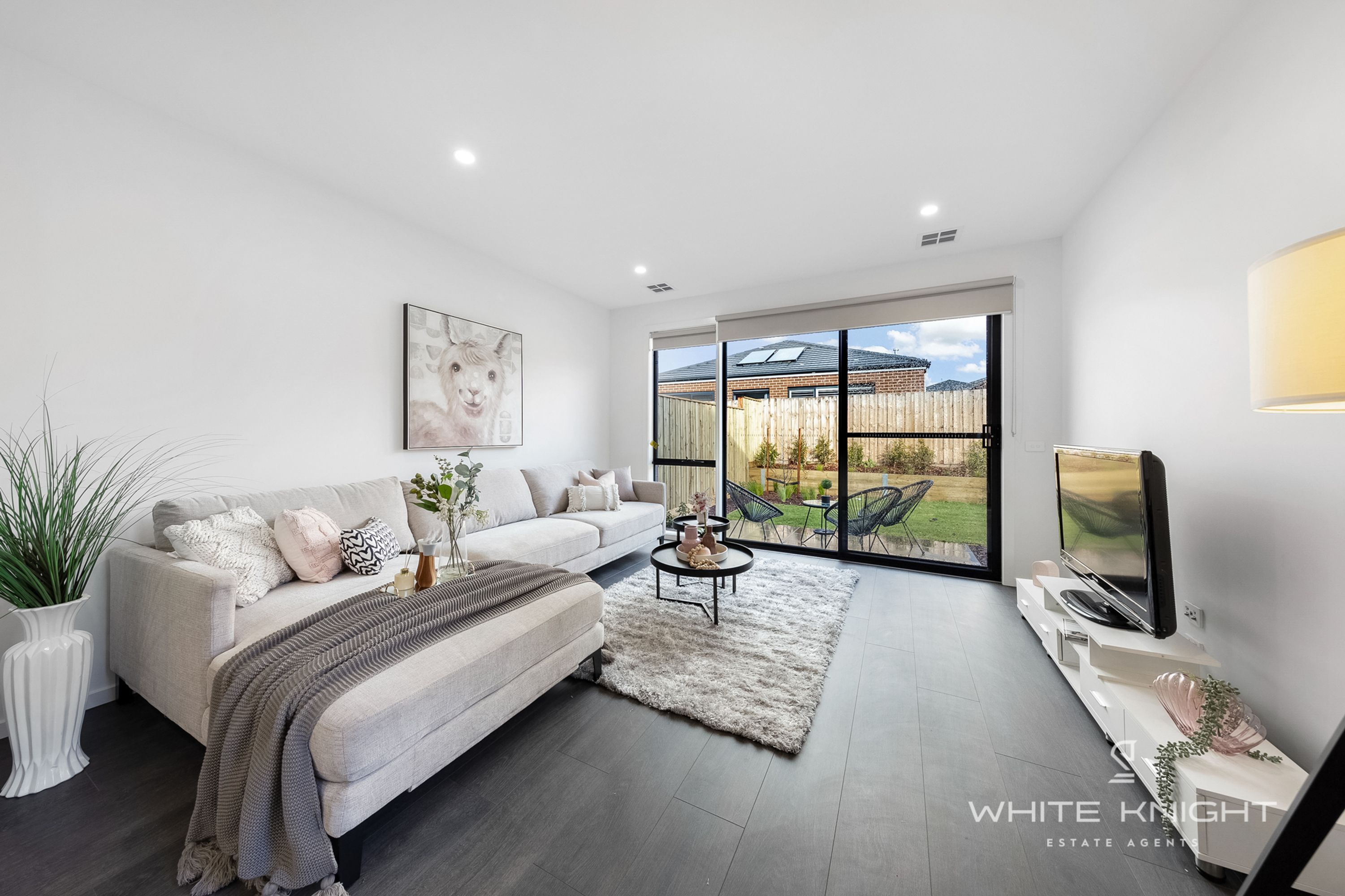 54 Bonniebrook Road, Aintree VIC 3336, Aintree - Thumbnail 3