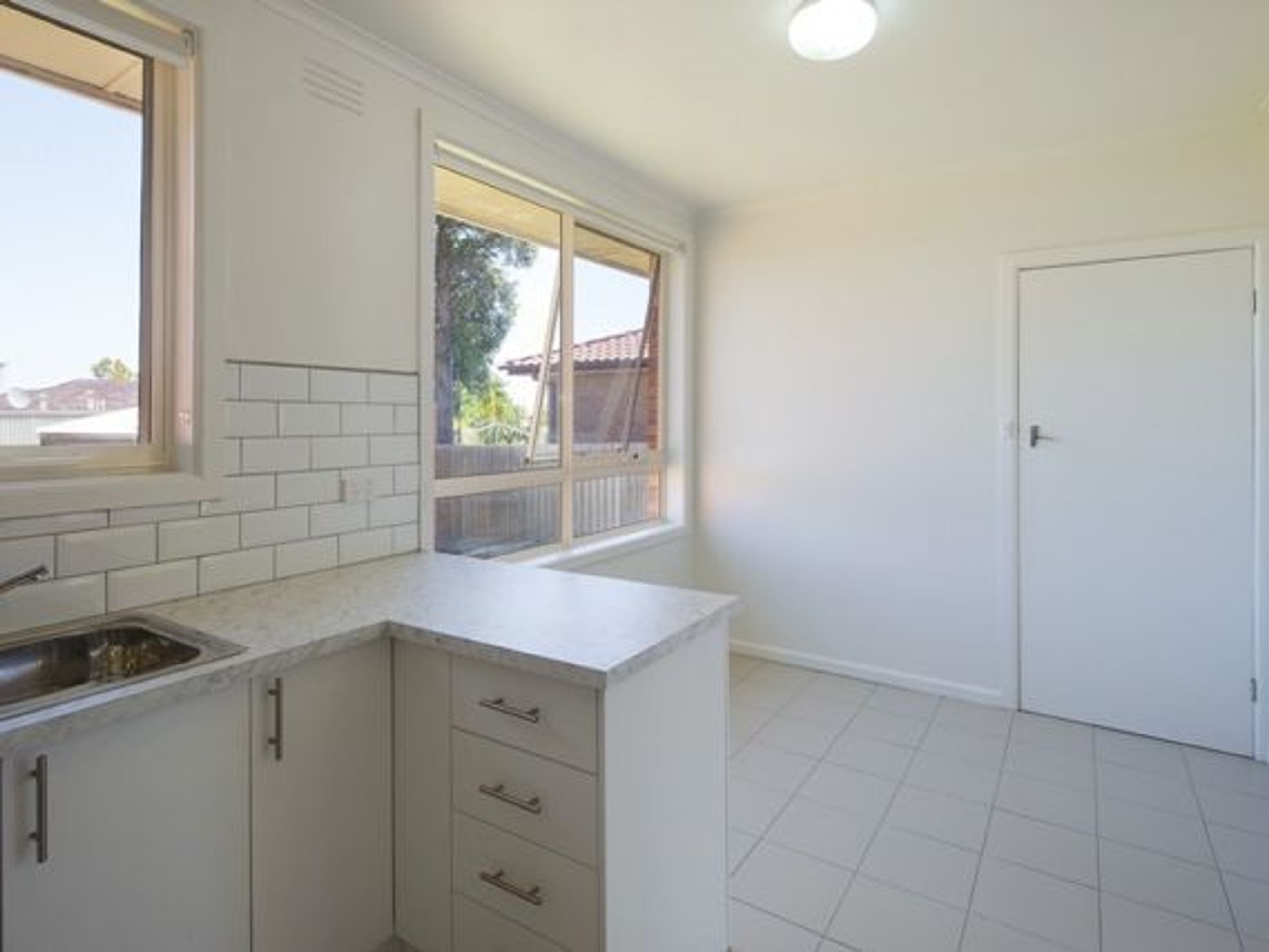 697 Princes Highway, Springvale - Thumbnail 4