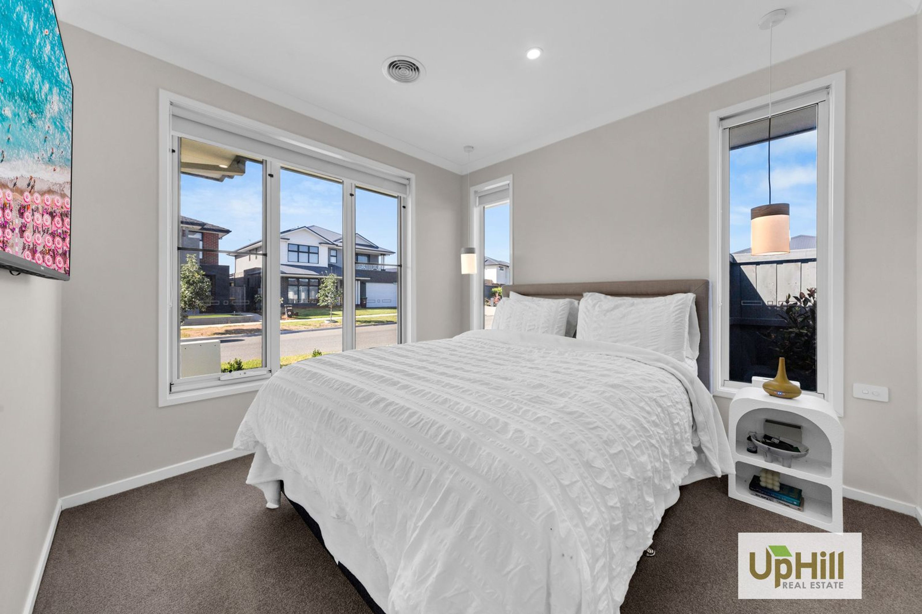 8 Salers Rd, Clyde North - Thumbnail 5