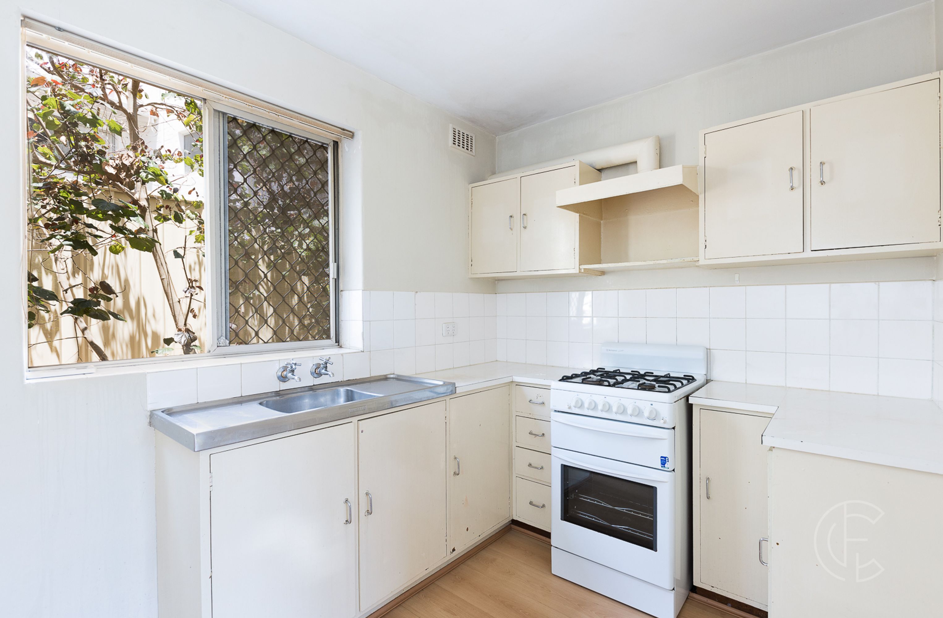 3/4 Jersey Street, Jolimont, WA 6014, Jolimont - Thumbnail 4