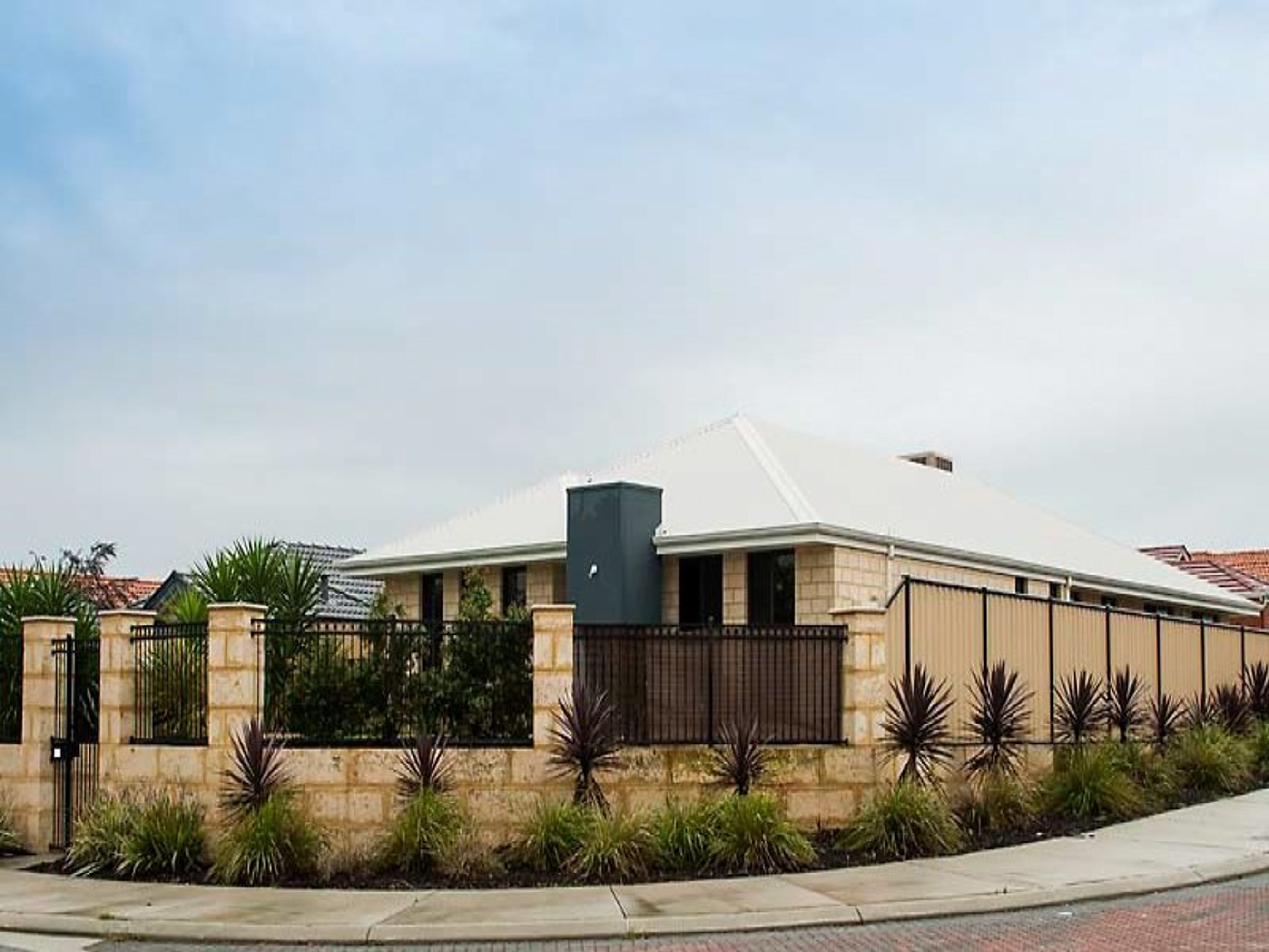 40 Ripplevale Circle, Carramar, WA 6031, Subiaco - Thumbnail 2