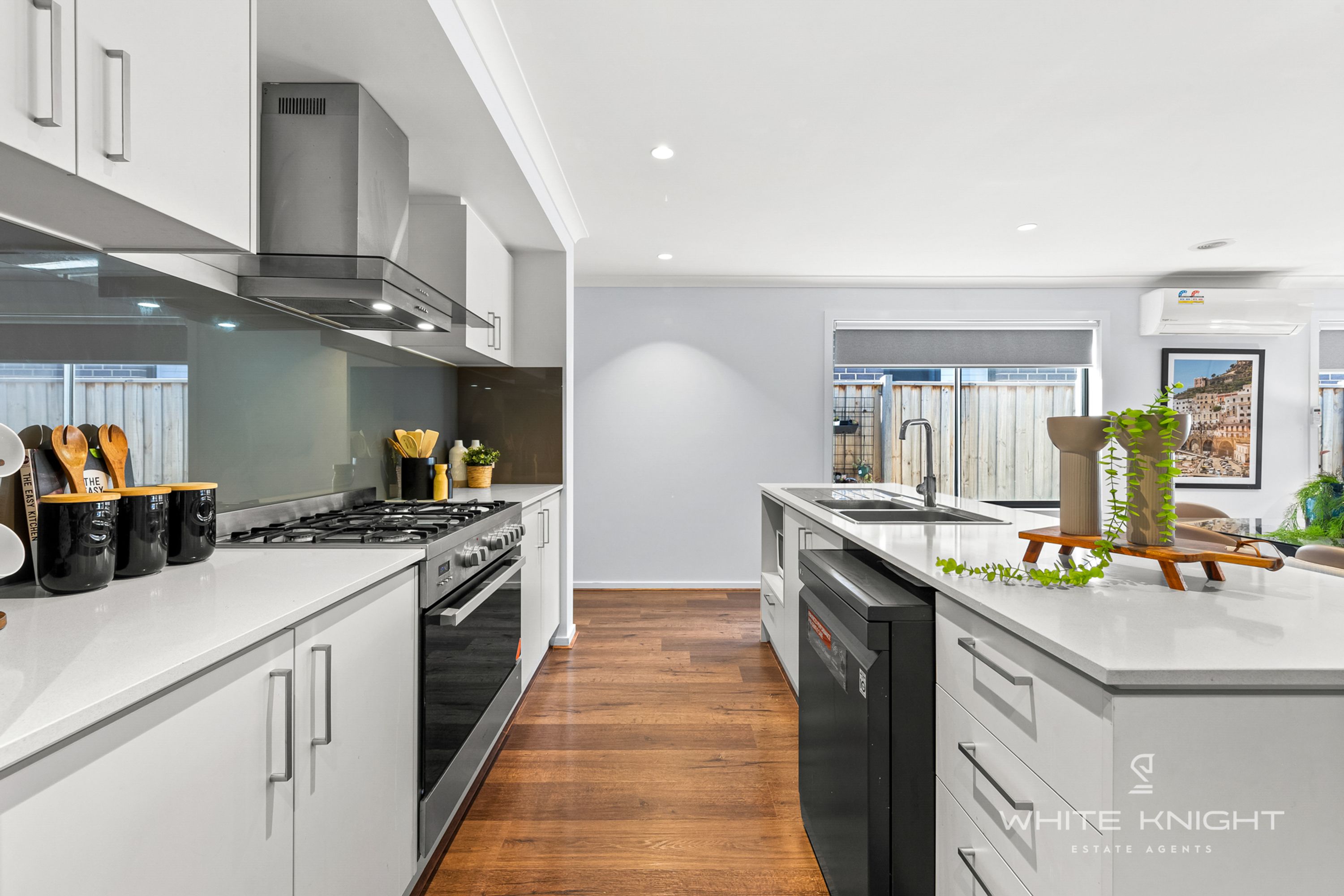 15 Jennings Street, Deanside VIC 3336, Deanside - Thumbnail 5
