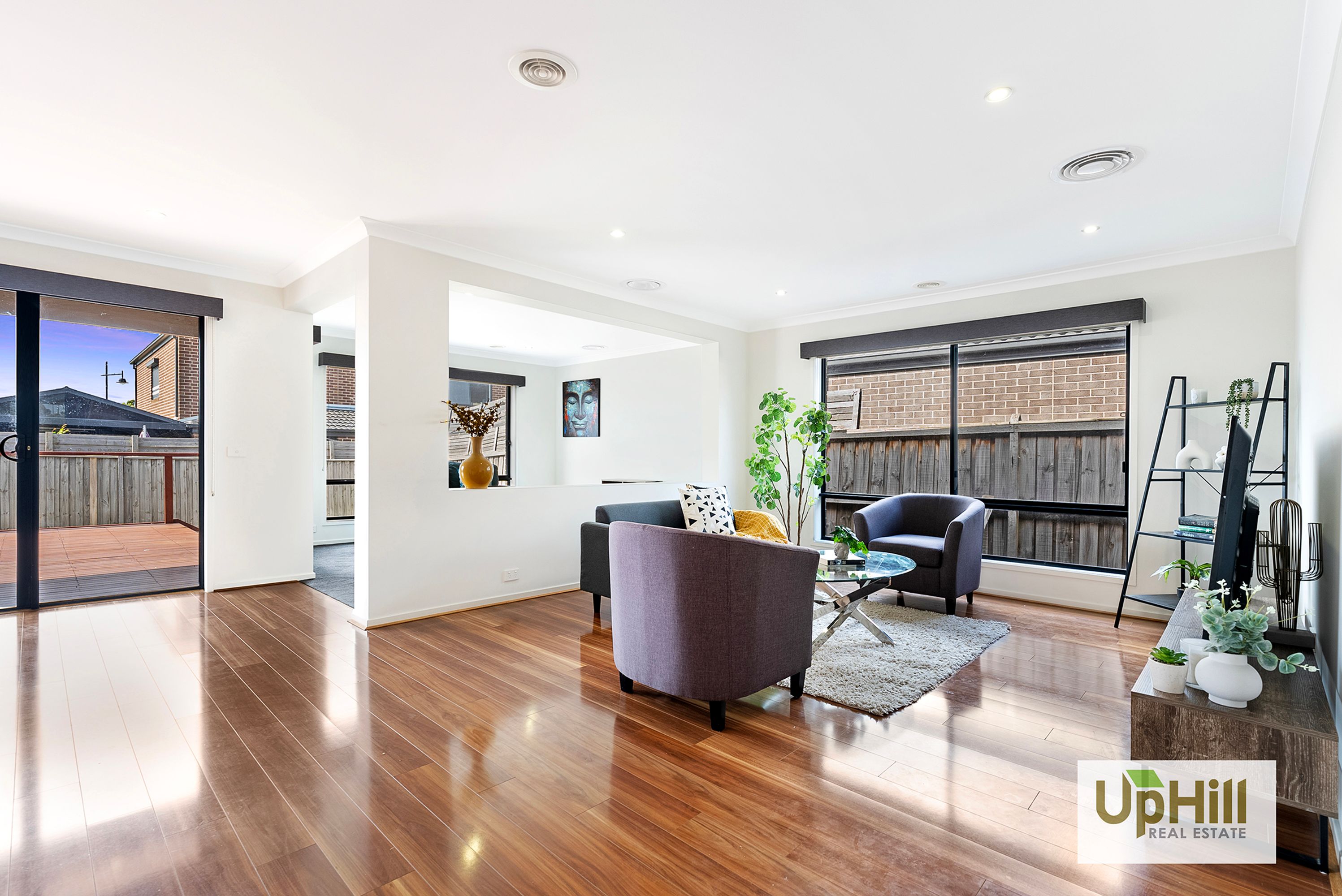 10 Ranfurlie Boulevard, Cranbourne West - Thumbnail 4