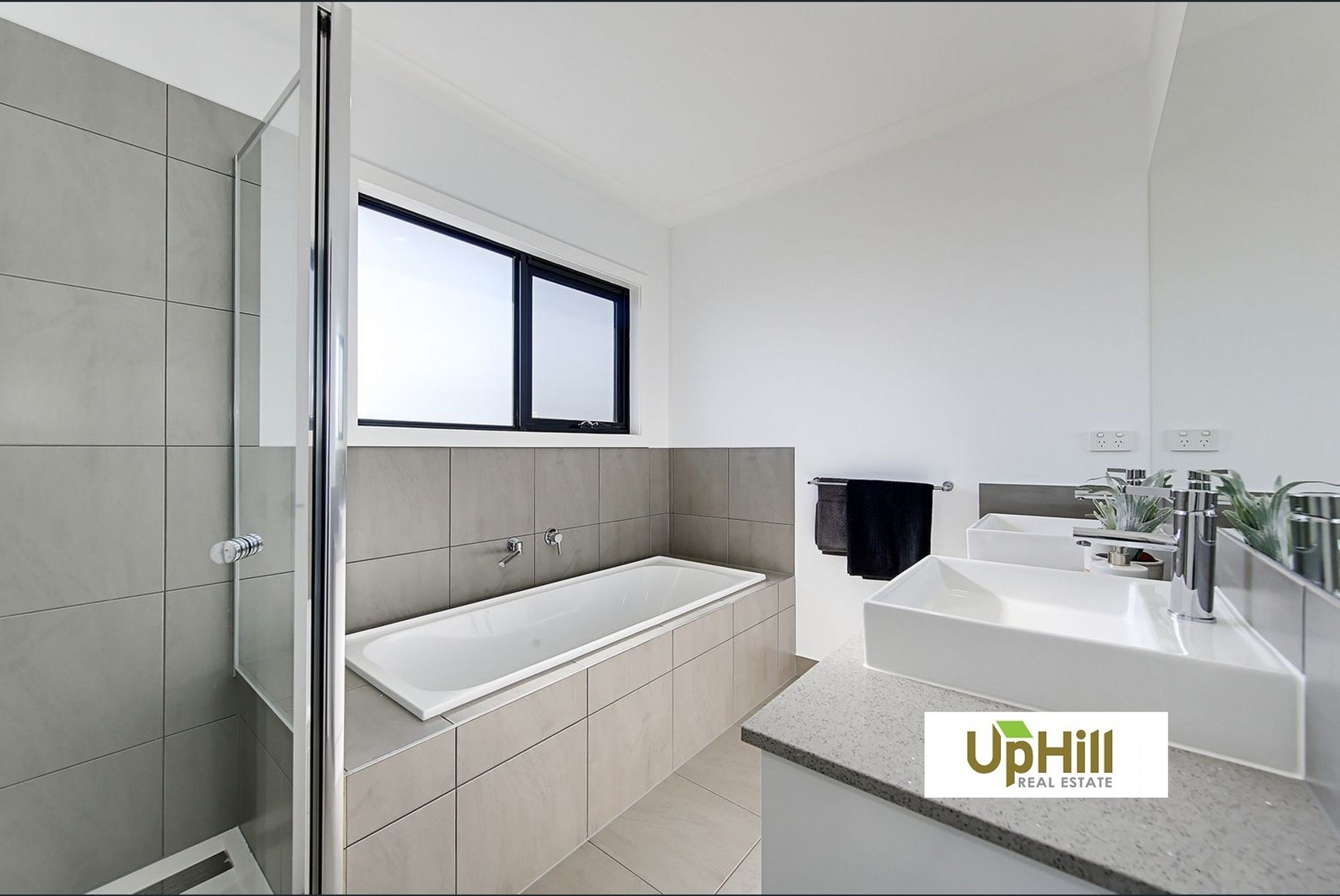32 AMESBURY WAY, Clyde North - Thumbnail 8