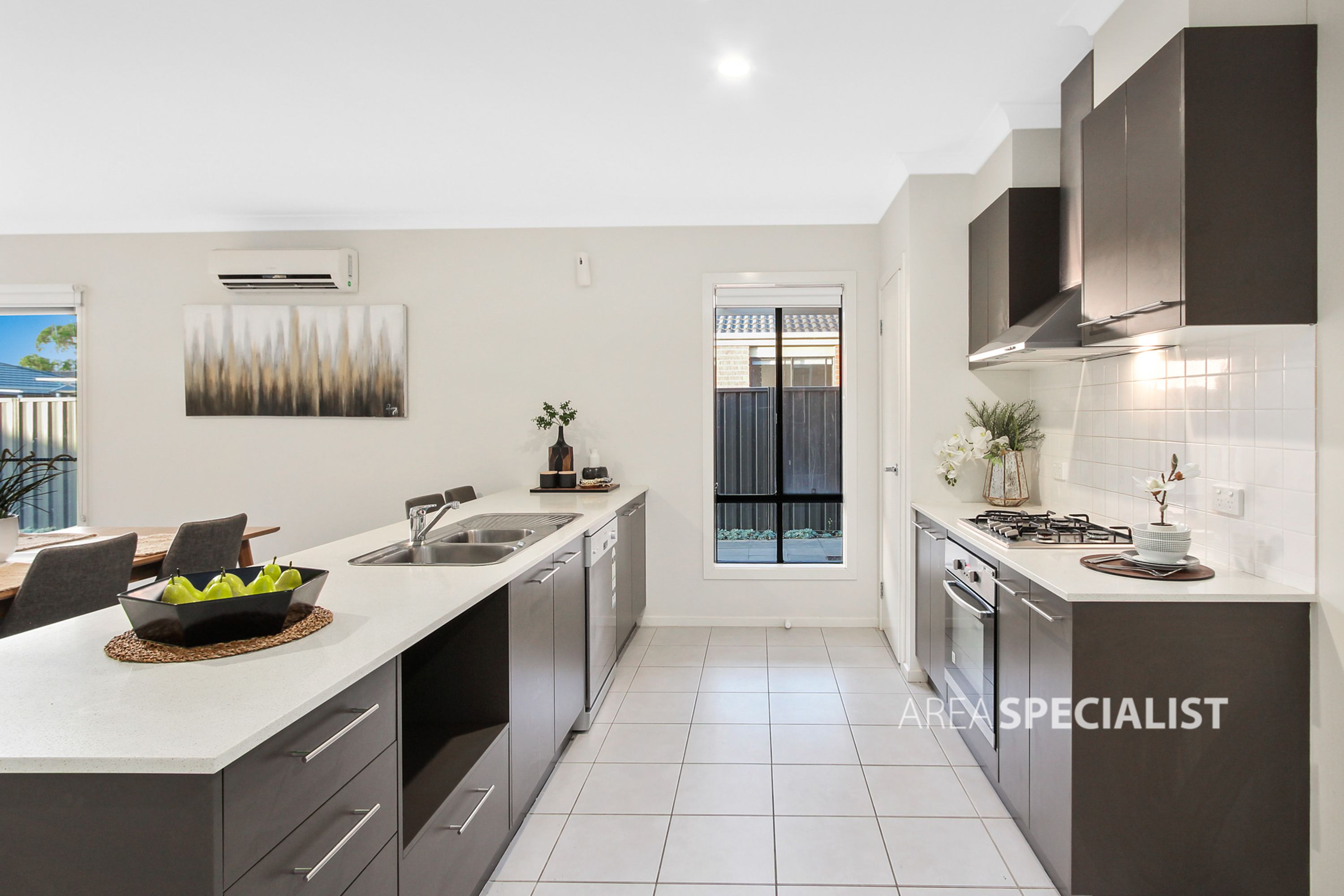 19 Boldrewood Place, Lynbrook, Lynbrook - Thumbnail 4