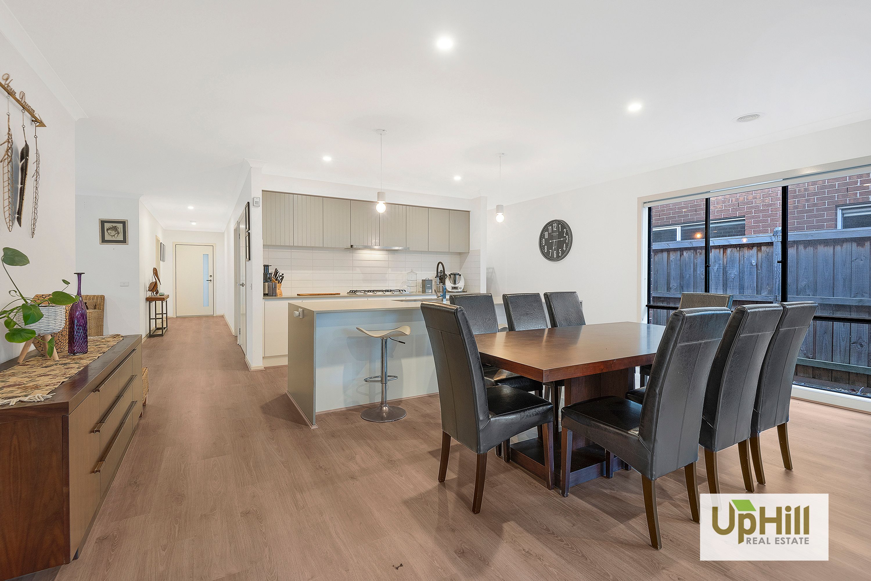 4 Charolais Way, Clyde North - Thumbnail 6