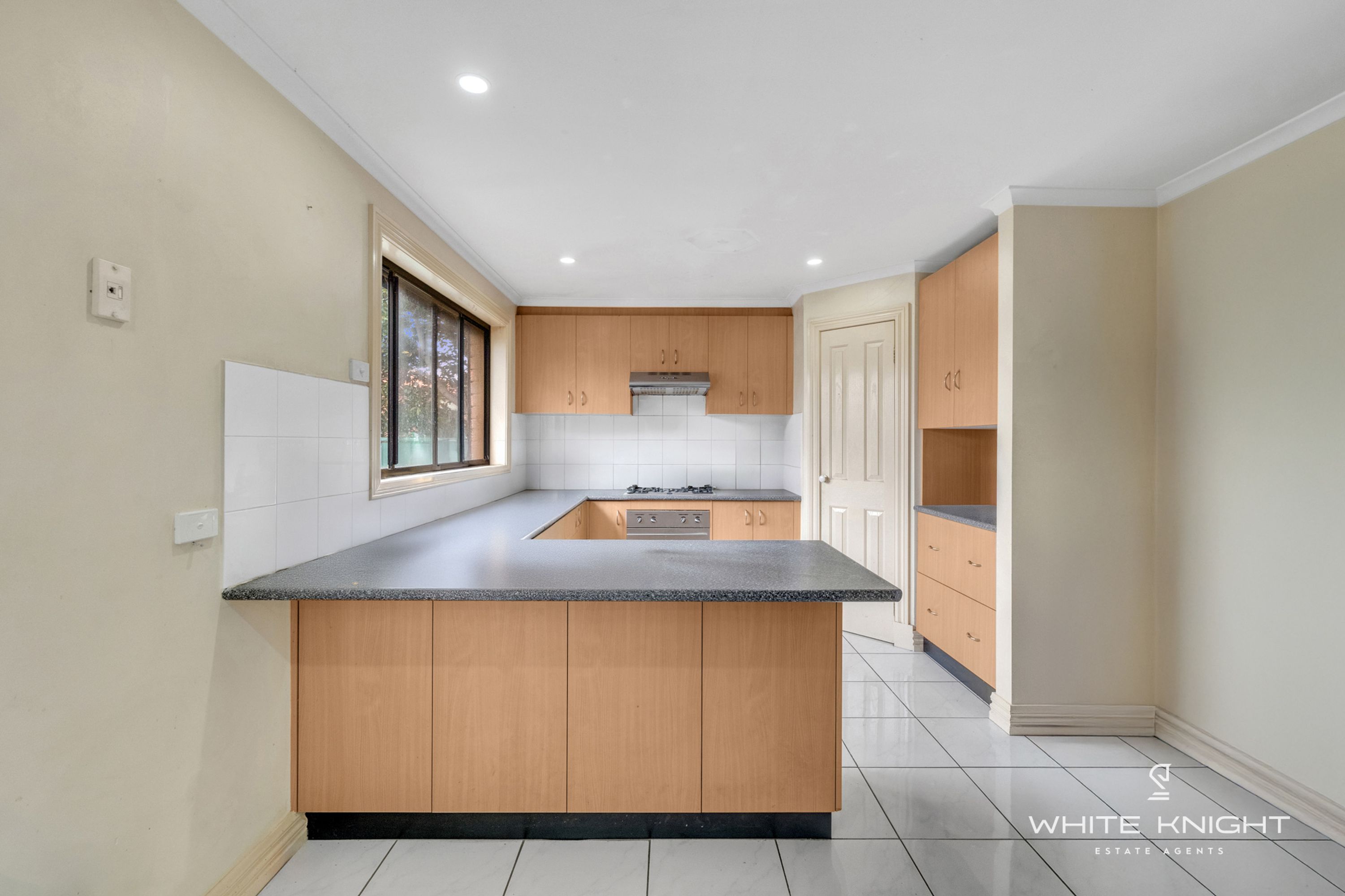 11 Flemming Avenue, Burnside VIC 3023, Burnside - Thumbnail 8