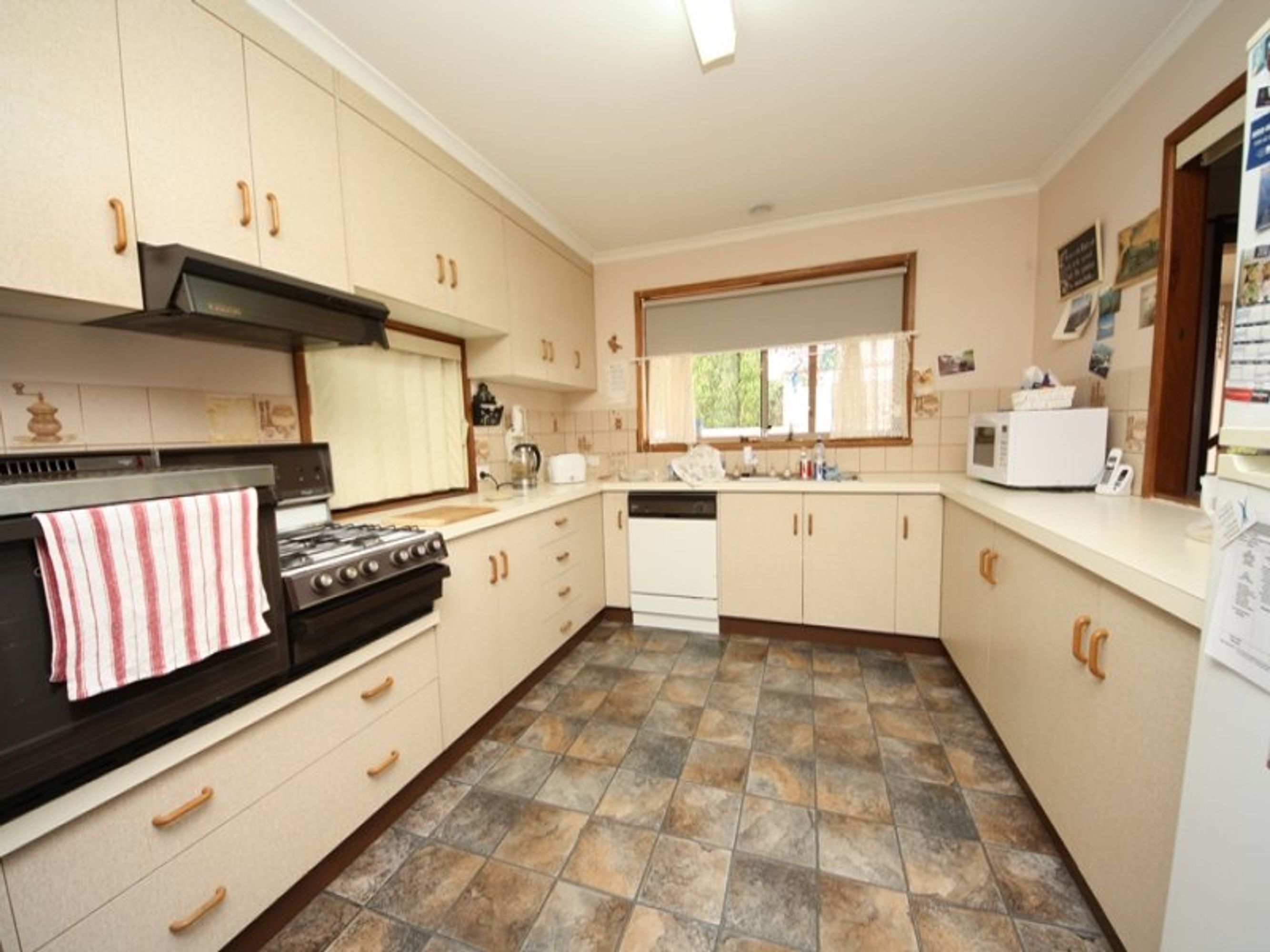 71 Wavell Street, Horsham VIC 3400, Horsham - Thumbnail 6