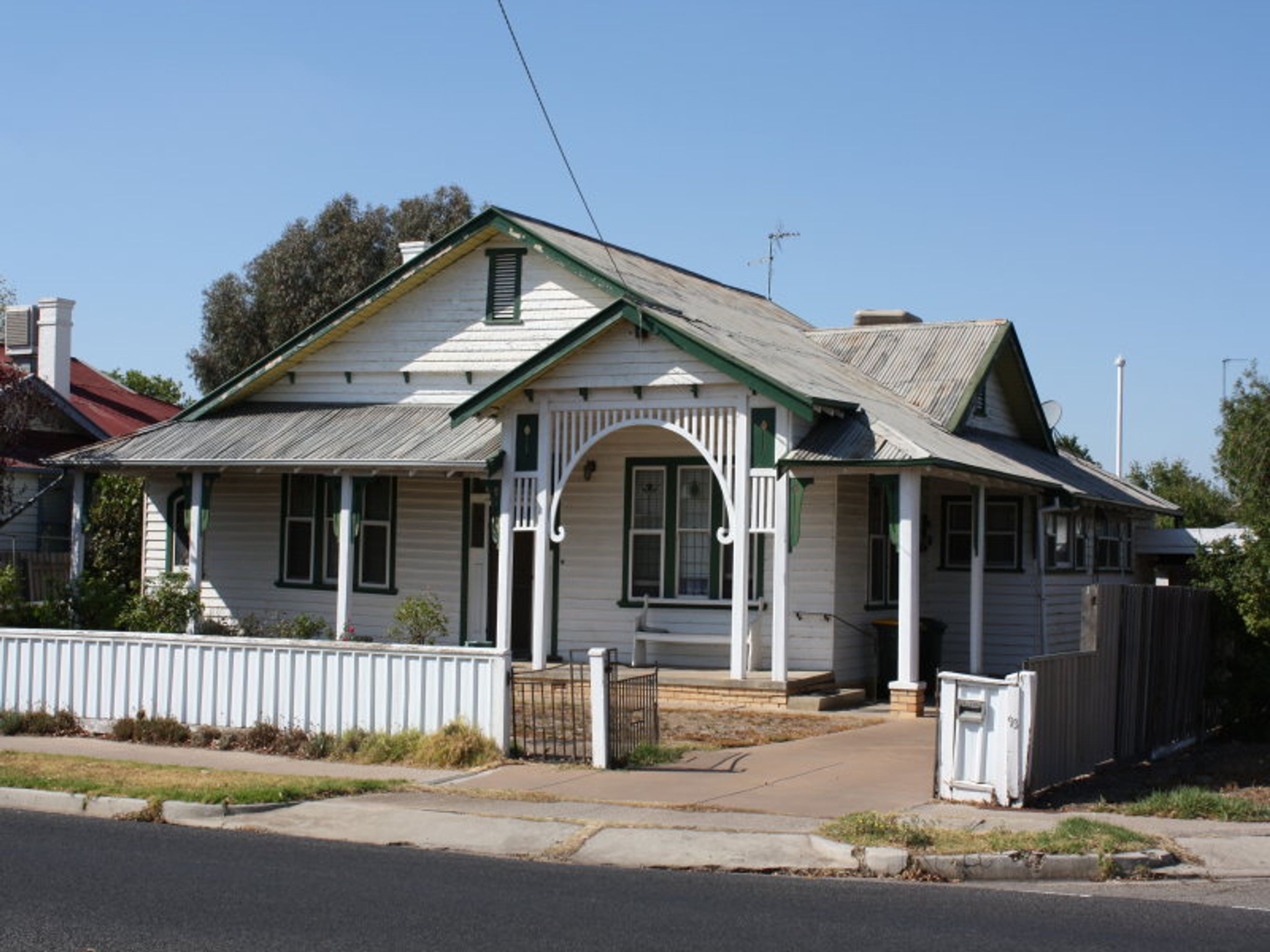 93 Baillie Street, Horsham VIC 3400, Horsham - Thumbnail 2
