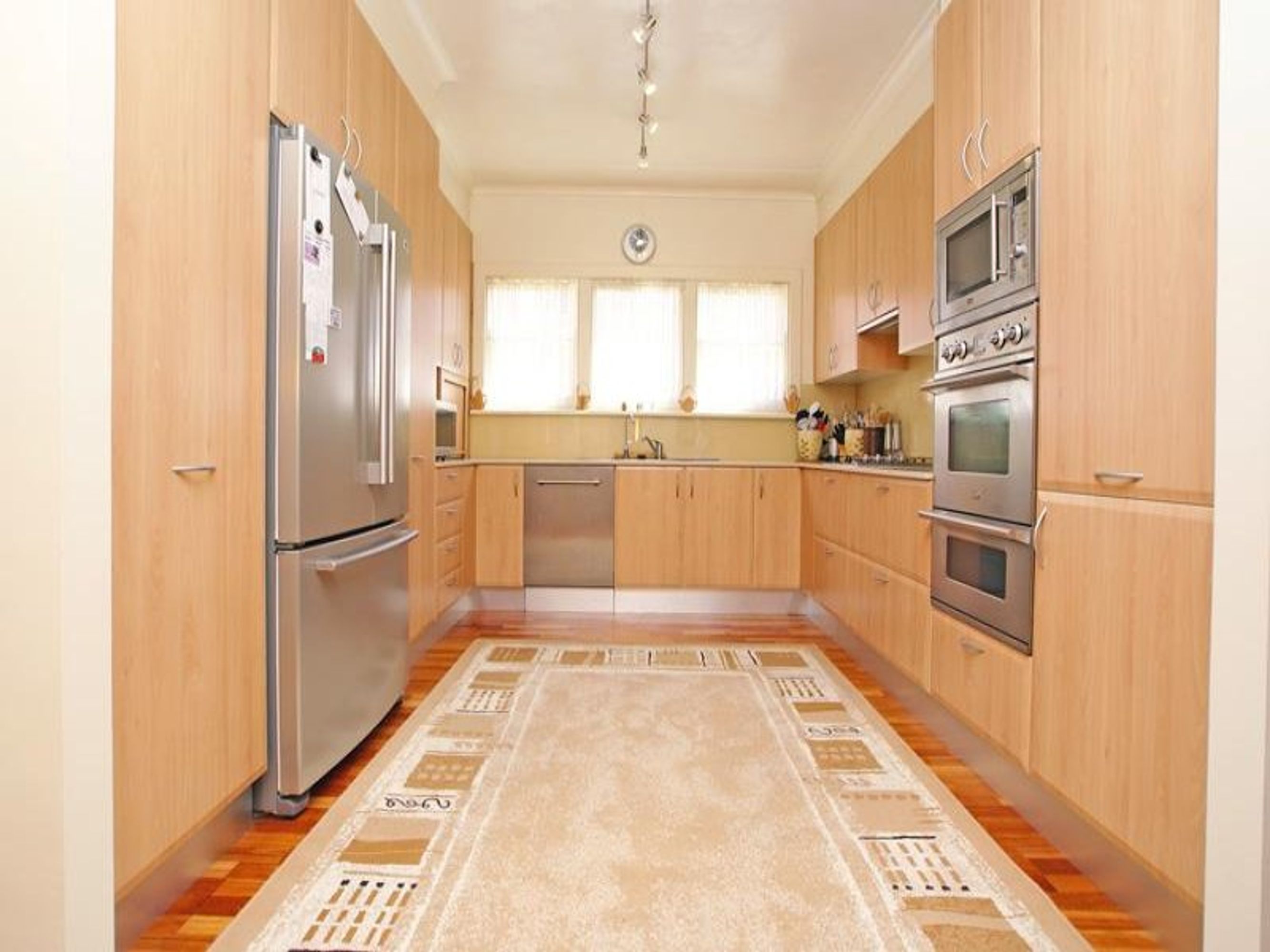 16 Plimsoll St, Sans Souci, Sans Souci - Thumbnail 3