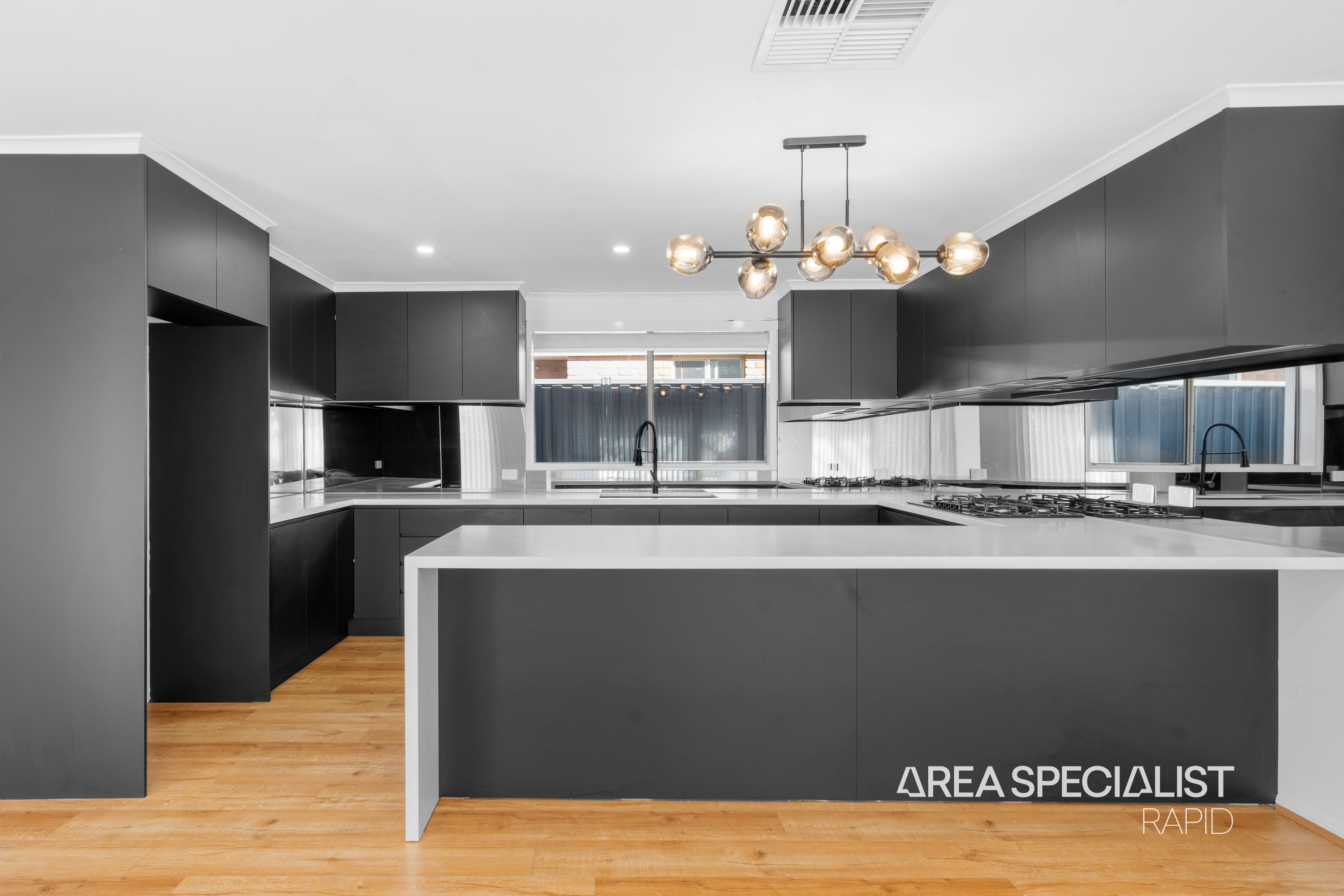 5 Castella Place, Hampton Park, Hampton Park - Thumbnail 2