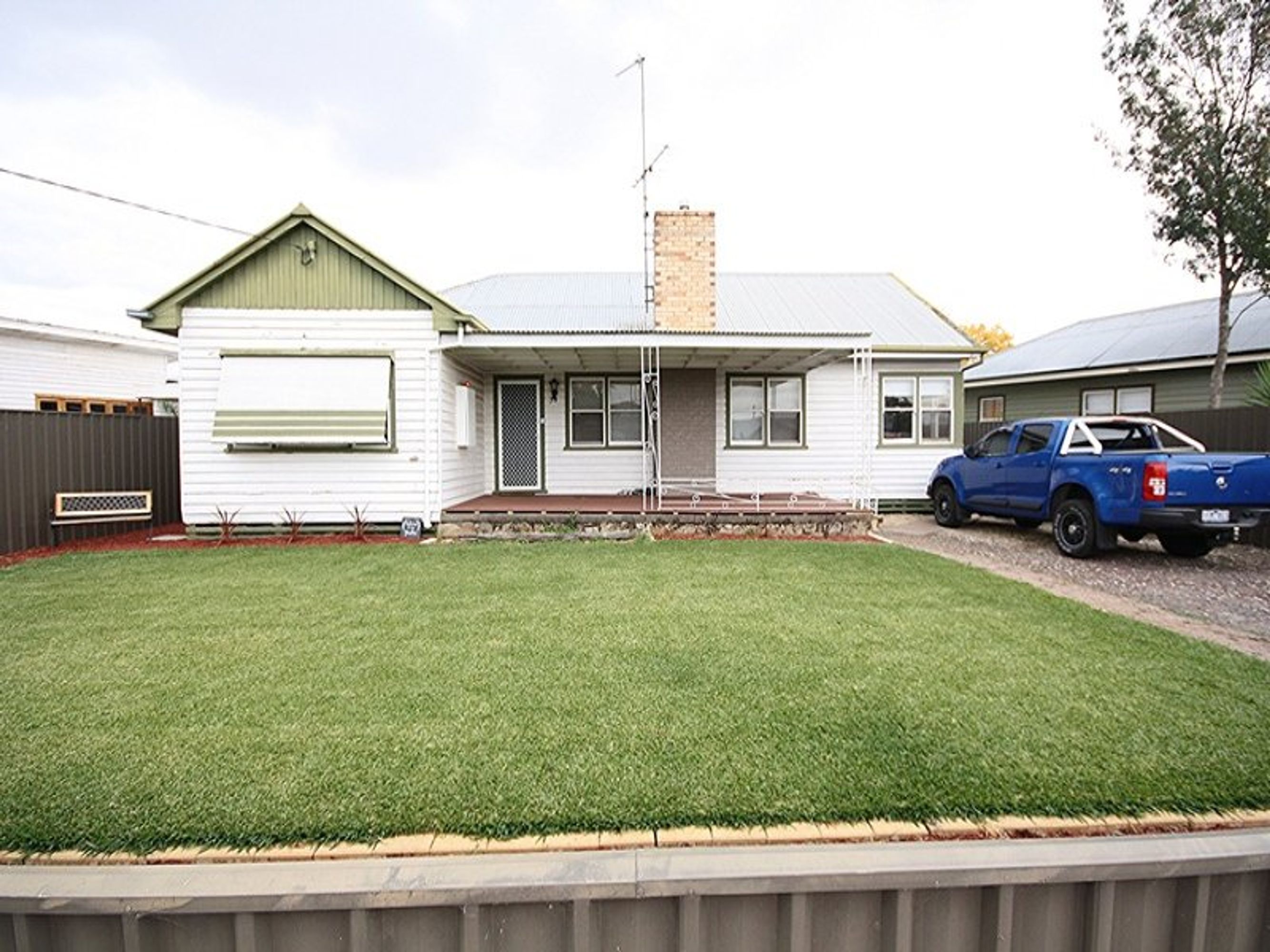 34 Tucker Street, Horsham VIC 3400, Horsham - Thumbnail 2