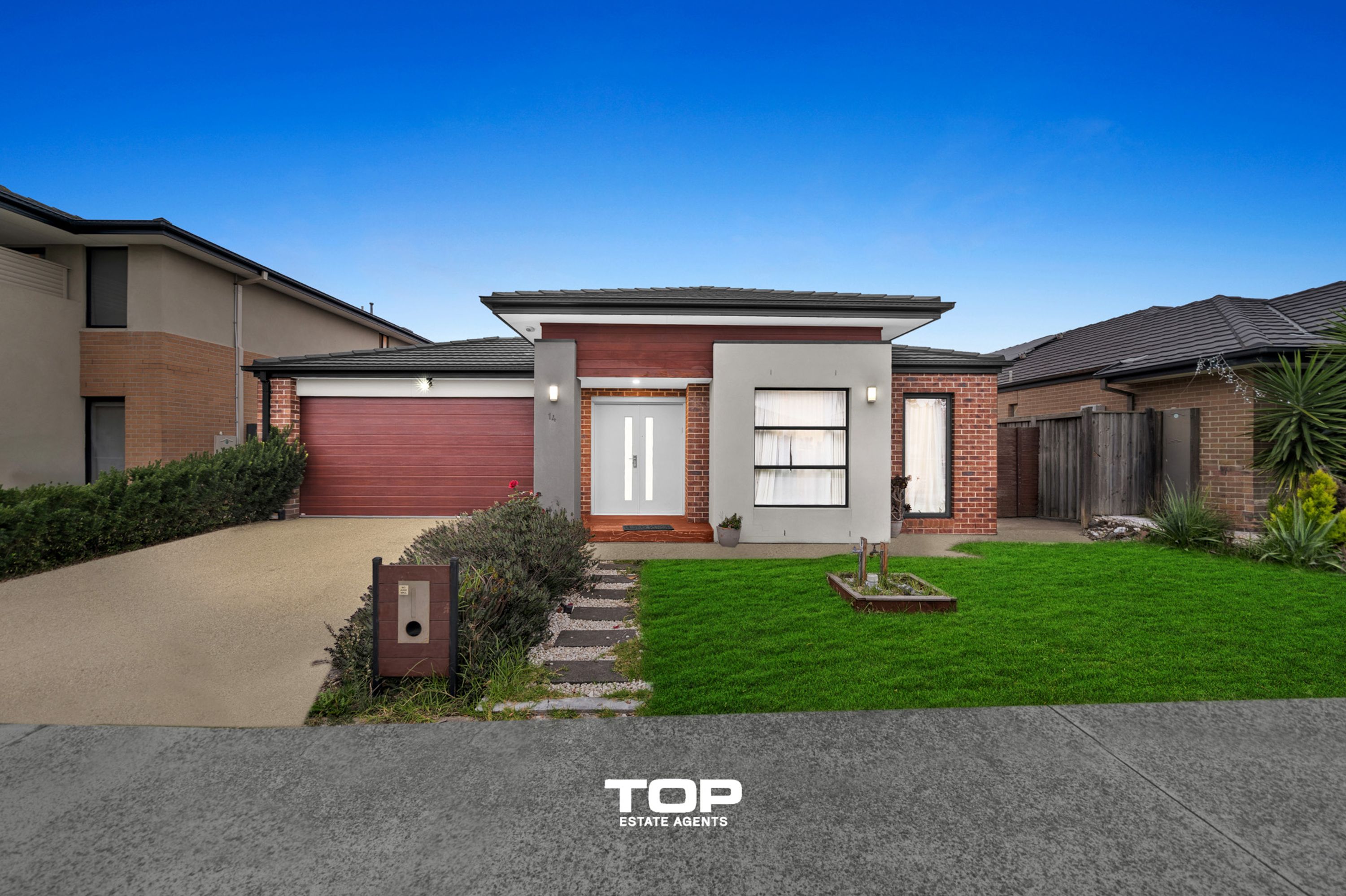 14 Turano Way, Clyde North - Thumbnail 3