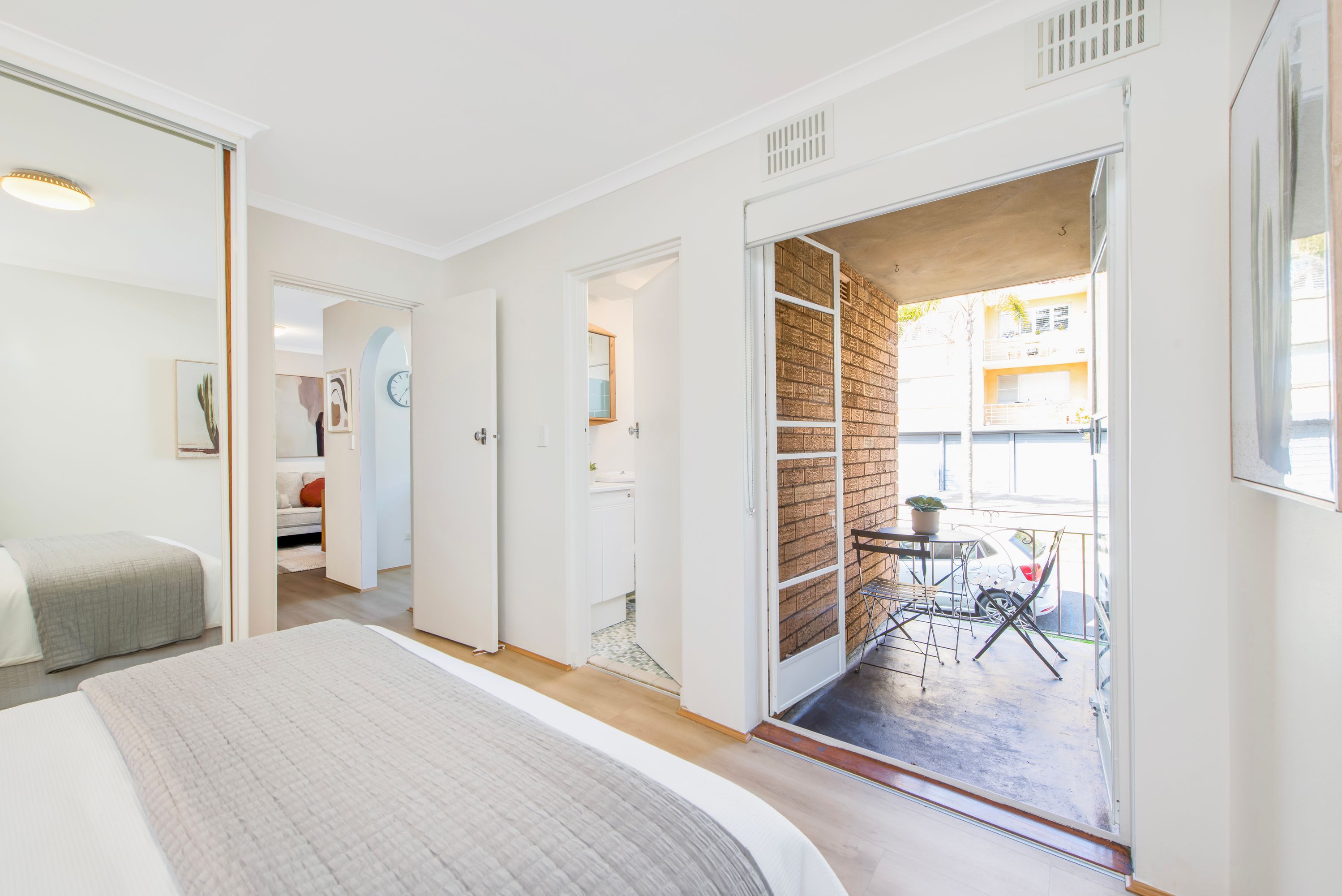 1/231 Ernest Street, Cammeray - Thumbnail 4