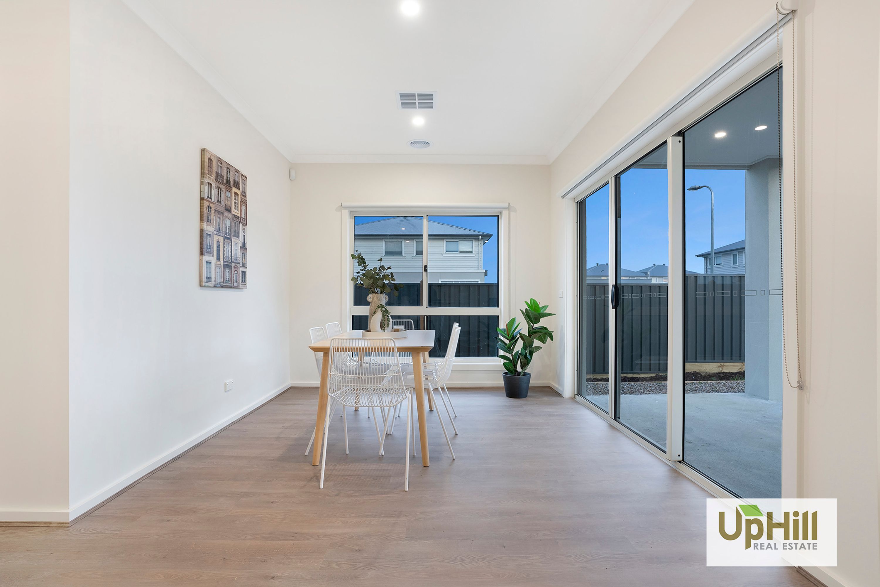 54 Carnelian Circuit, Clyde North - Thumbnail 8
