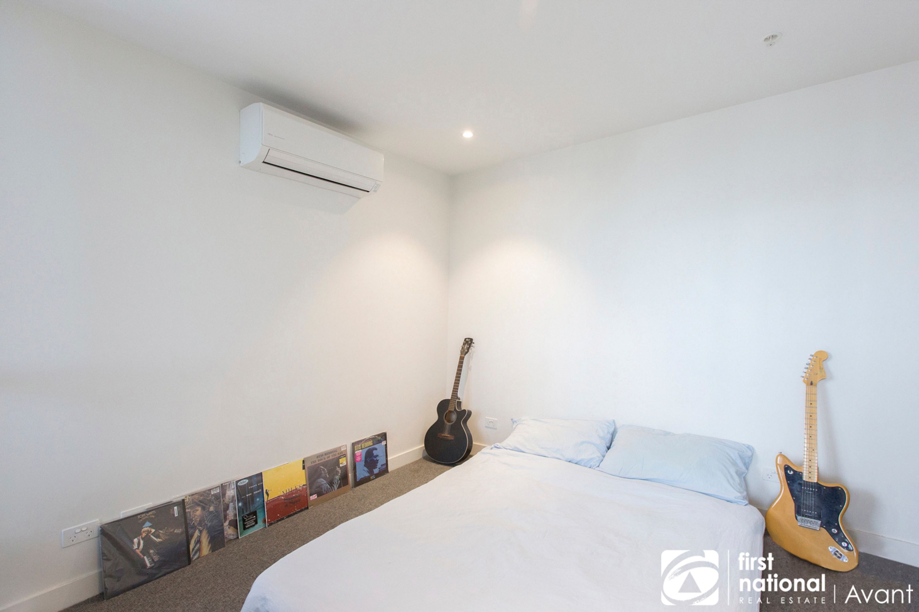 1006E/9 Robert Street, Collingwood - Thumbnail 4