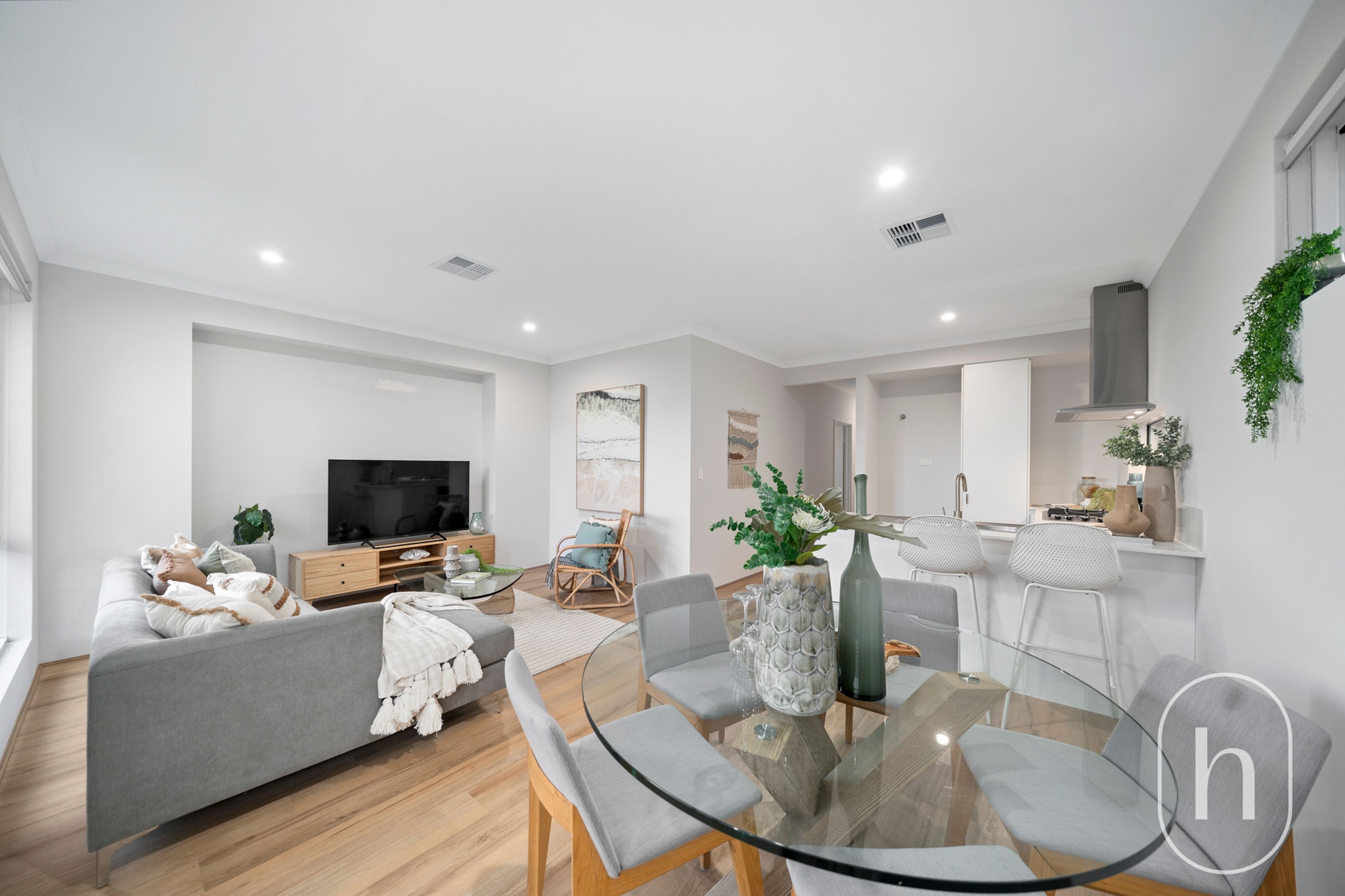 58 SANDALFORD DRIVE, Beldon - Thumbnail 4
