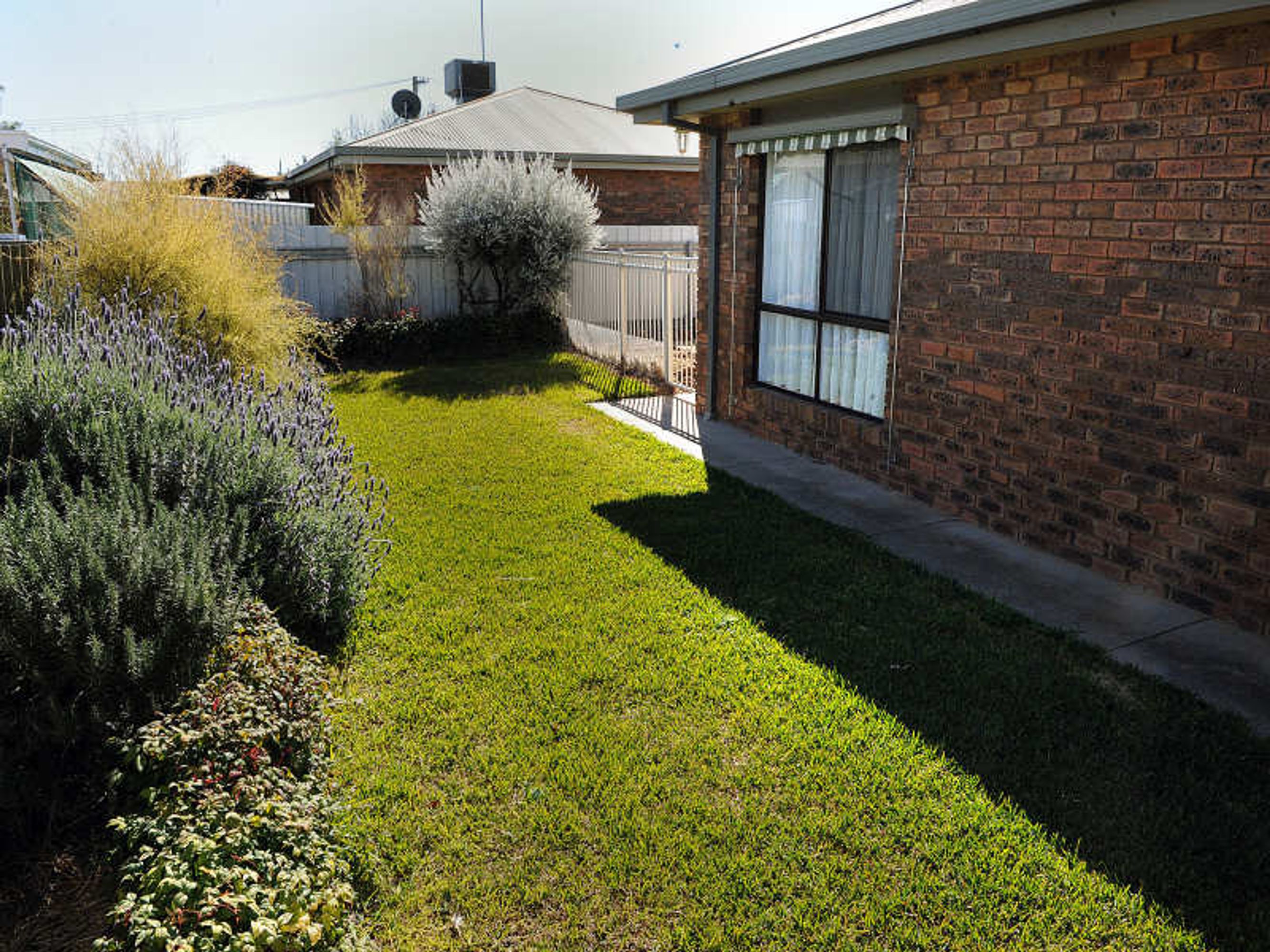 2/4 Young Street, Horsham VIC 3400, Horsham - Thumbnail 3